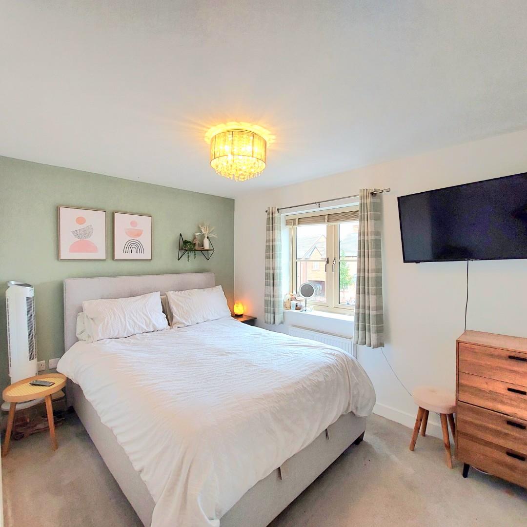 Holdenby Lane, Earls Barton