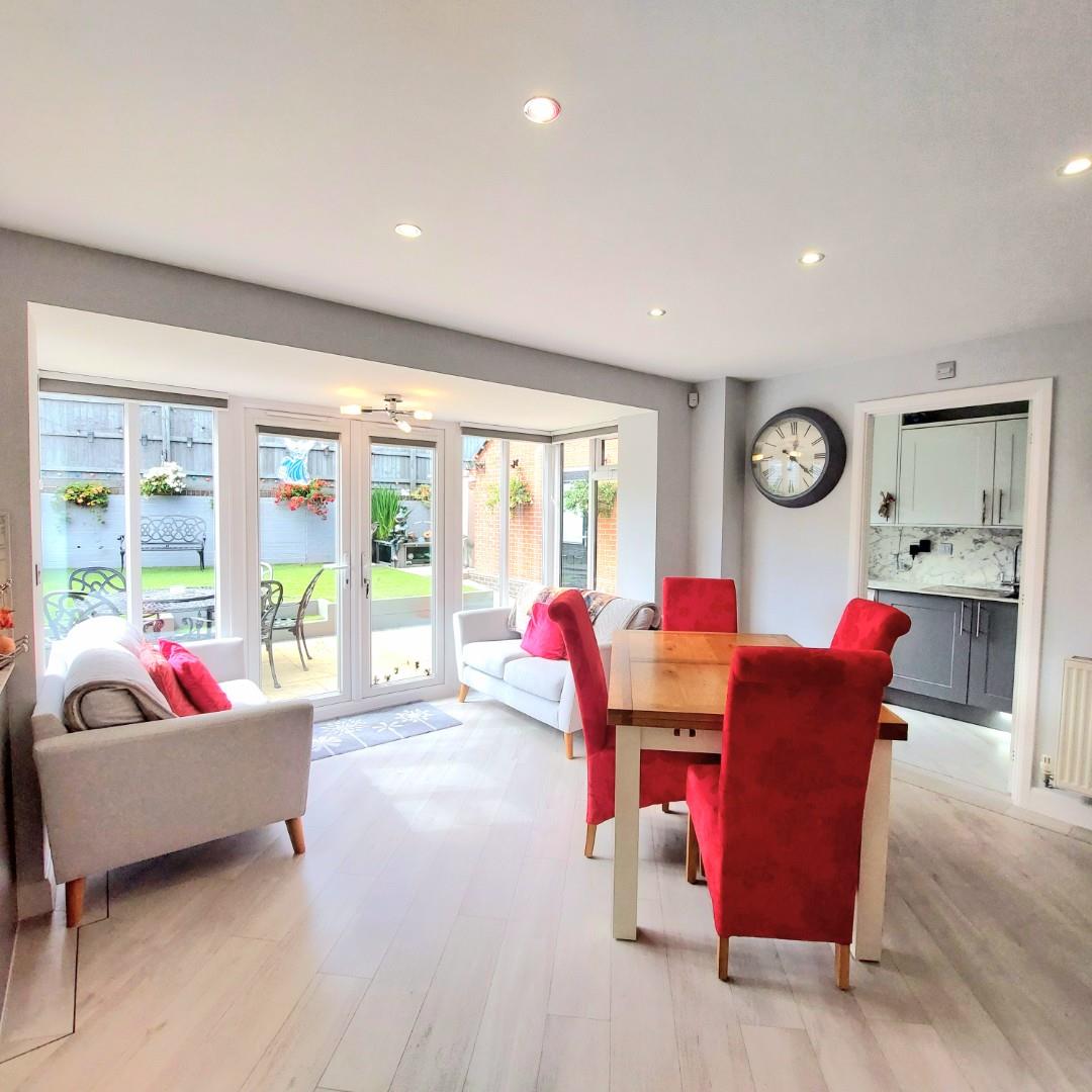 Chippenham Close, Wellingborough