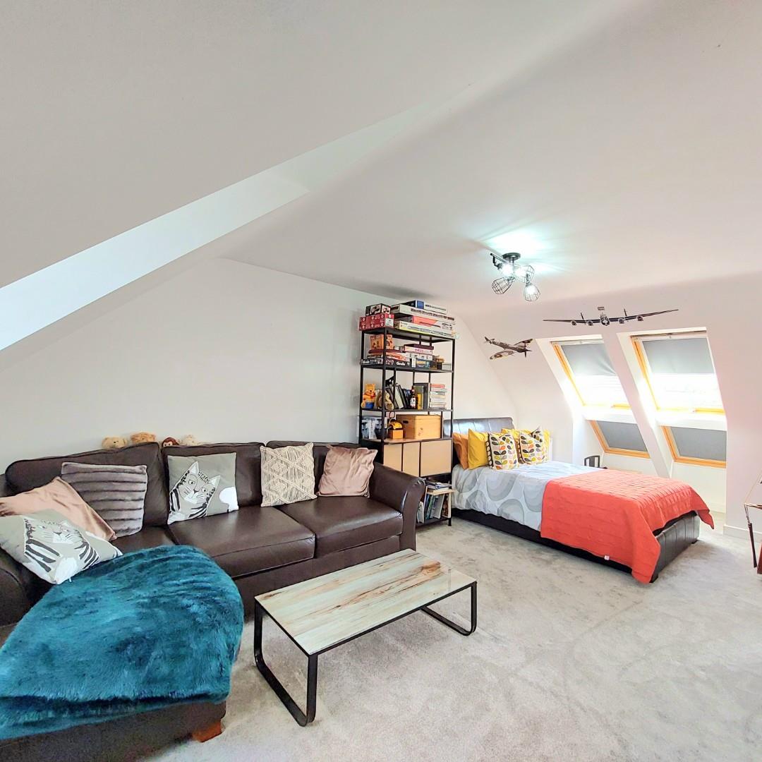 Line Way, Earls Barton