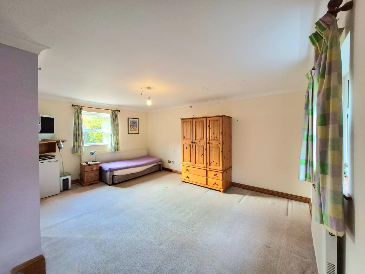 Doddington Road, Earls Barton