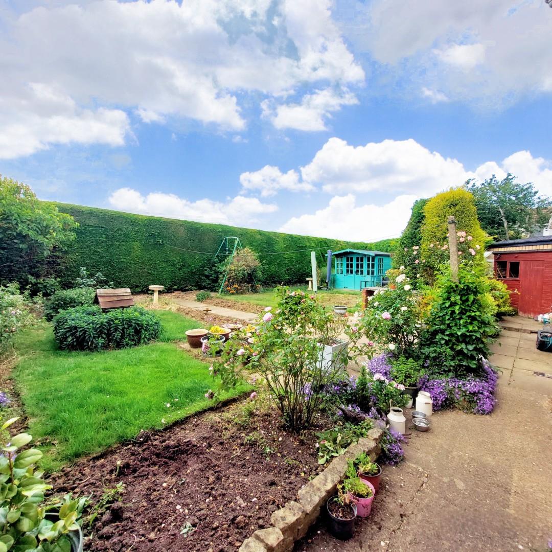 John Gray Road, Great Doddington