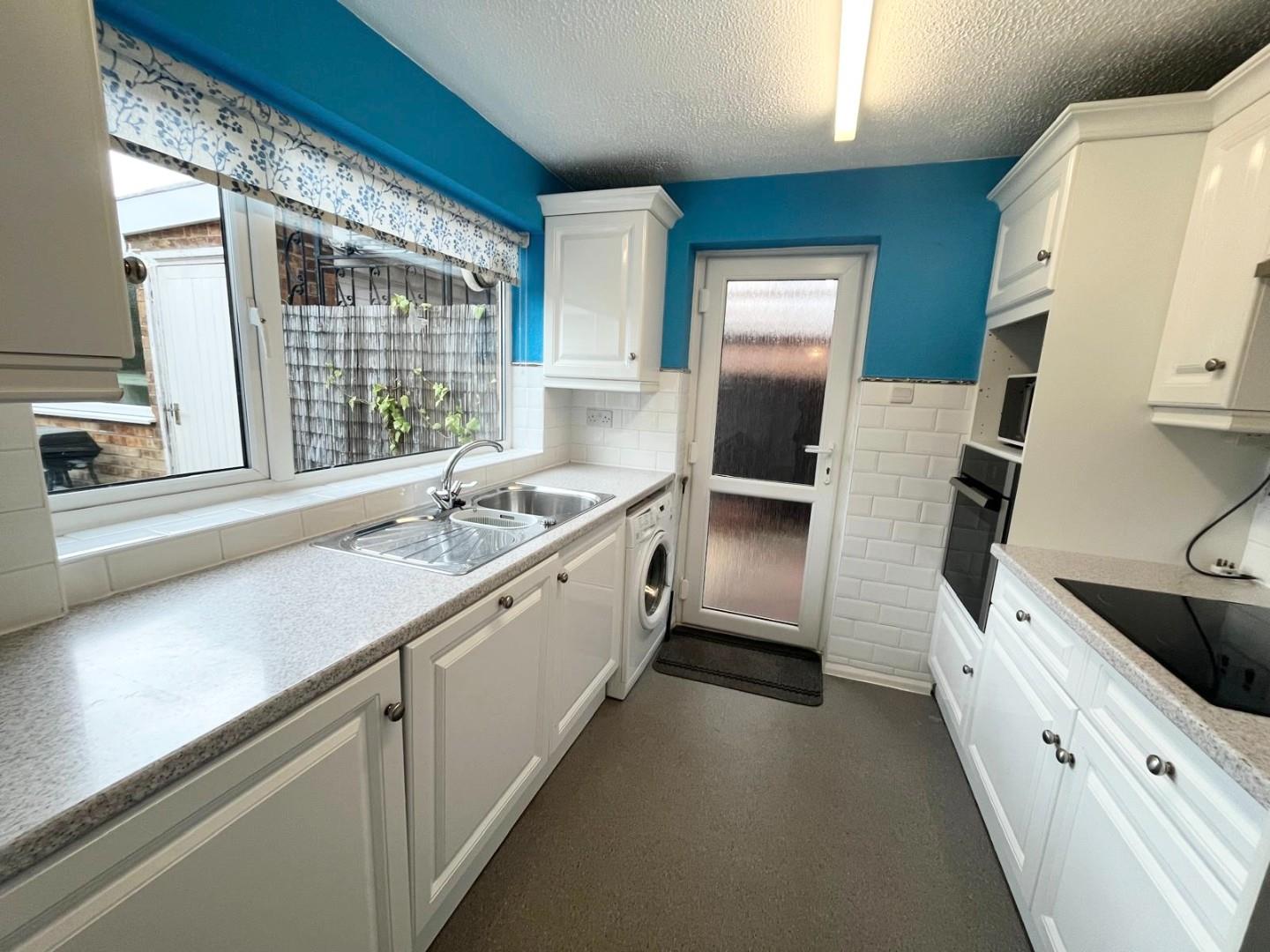 Barker Road, Earls Barton