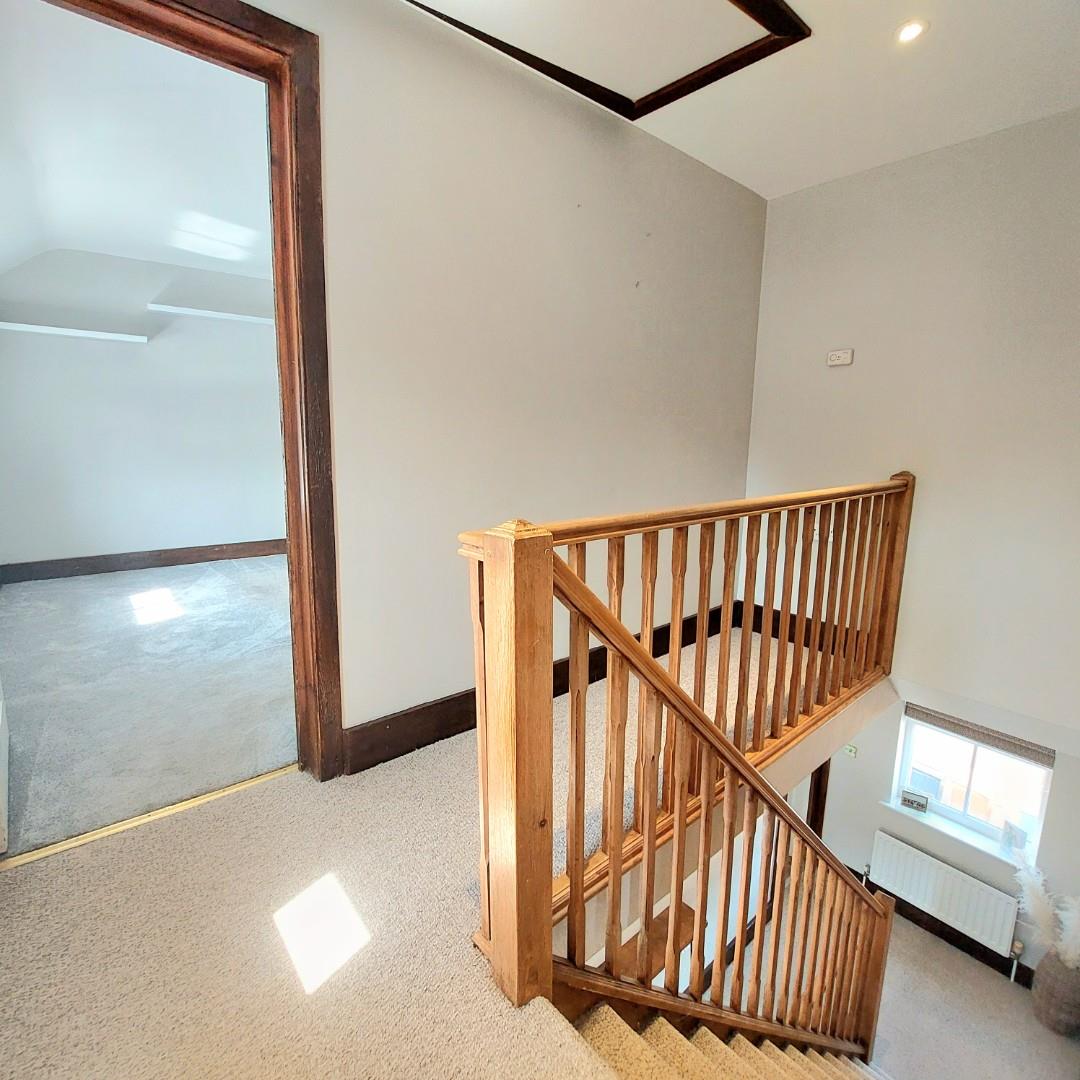 Tebbutts Yard, Earls Barton