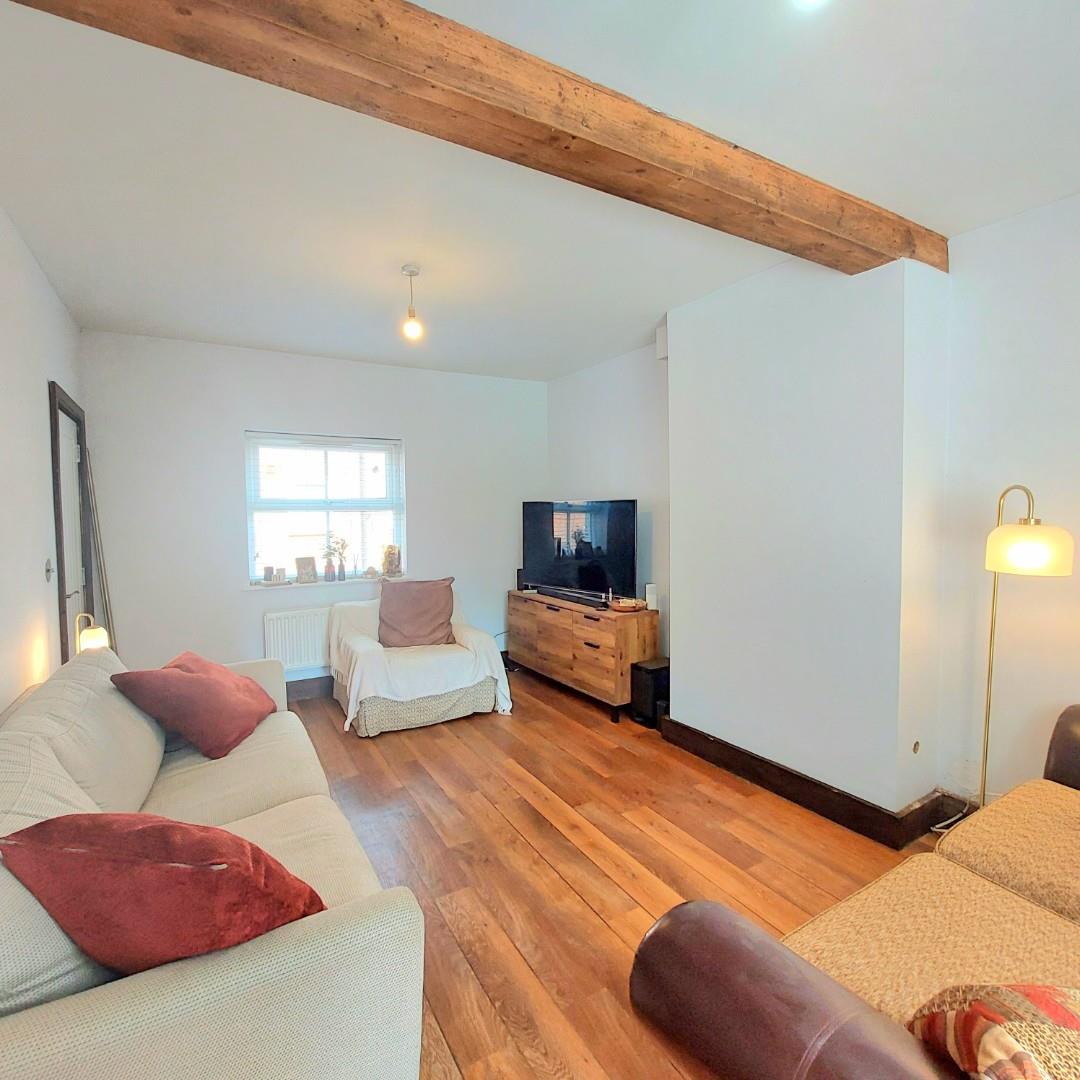 Tebbutts Yard, Earls Barton