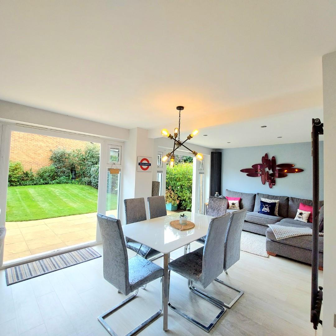 Line Way, Earls Barton