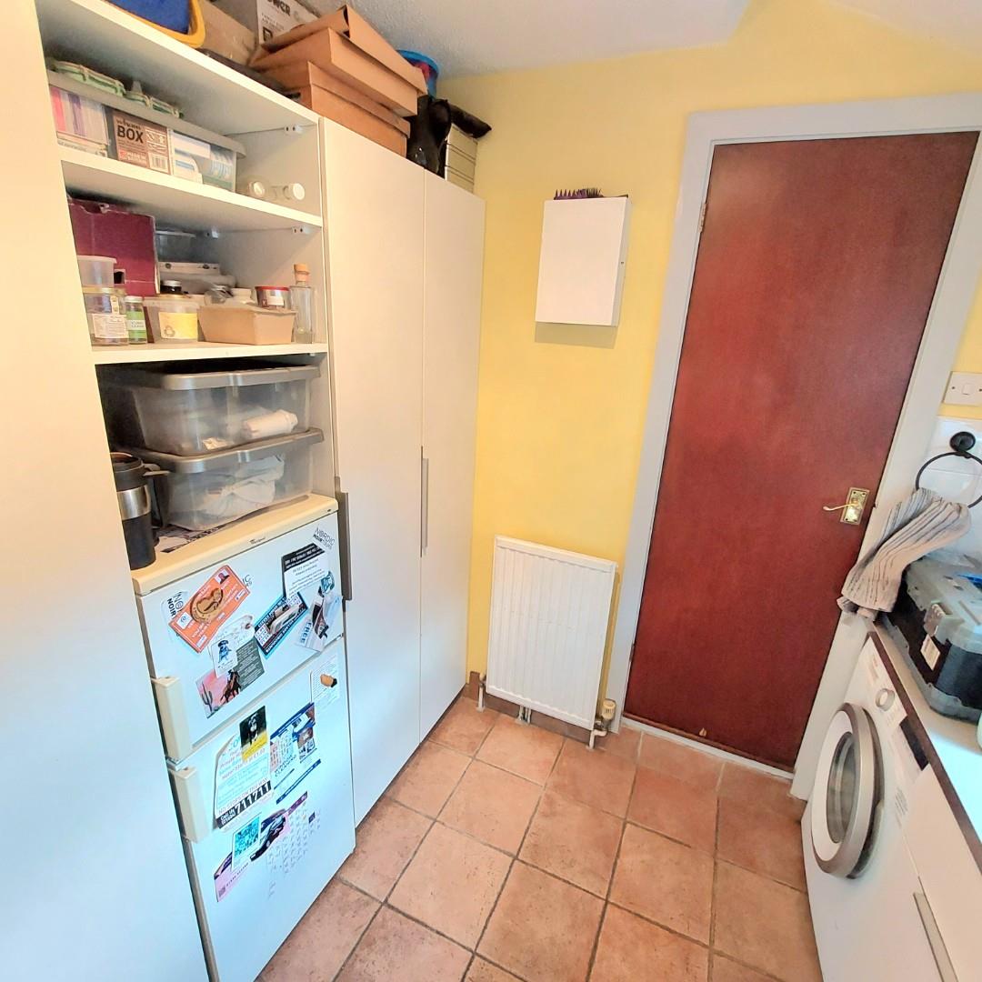 Sunnyside, Earls Barton