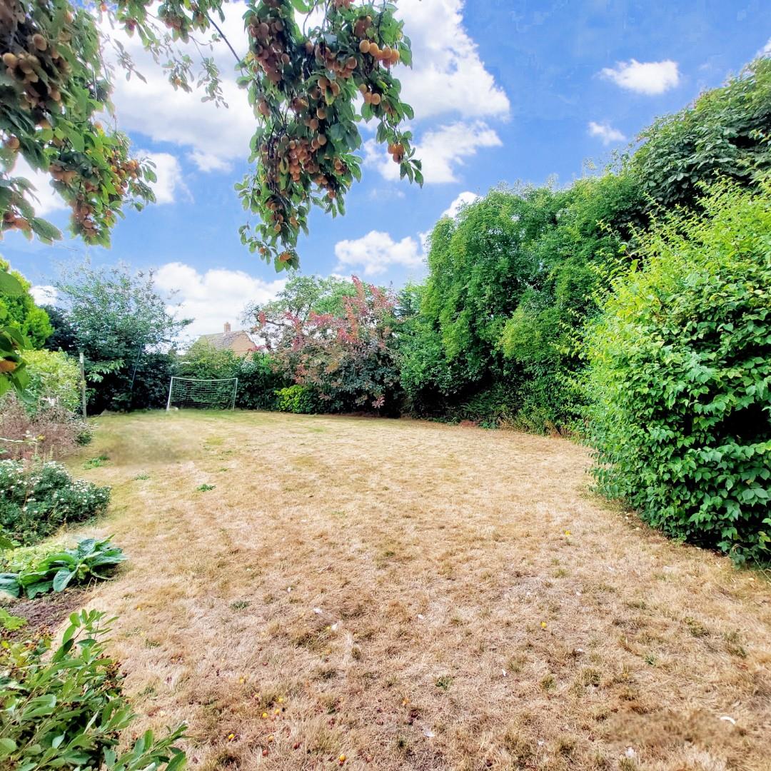 Park Street, Earls Barton