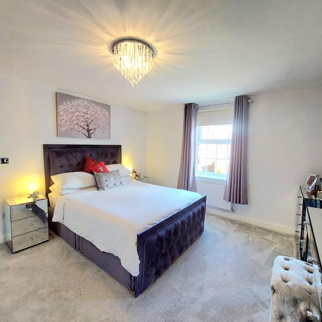 Chippenham Close, Wellingborough