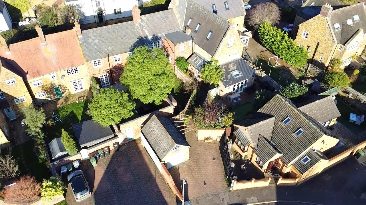 Park Close, Earls Barton