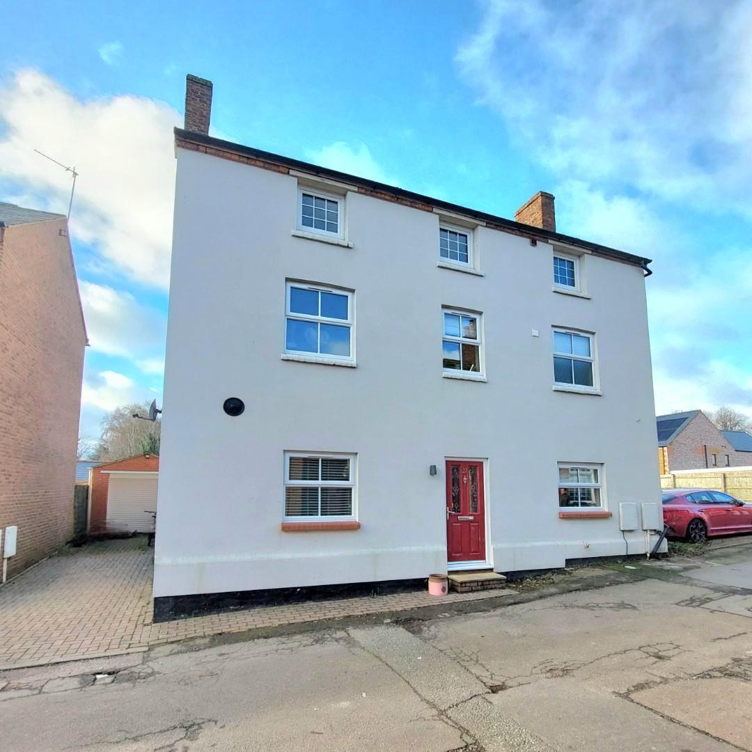 Tebbutts Yard, Earls Barton