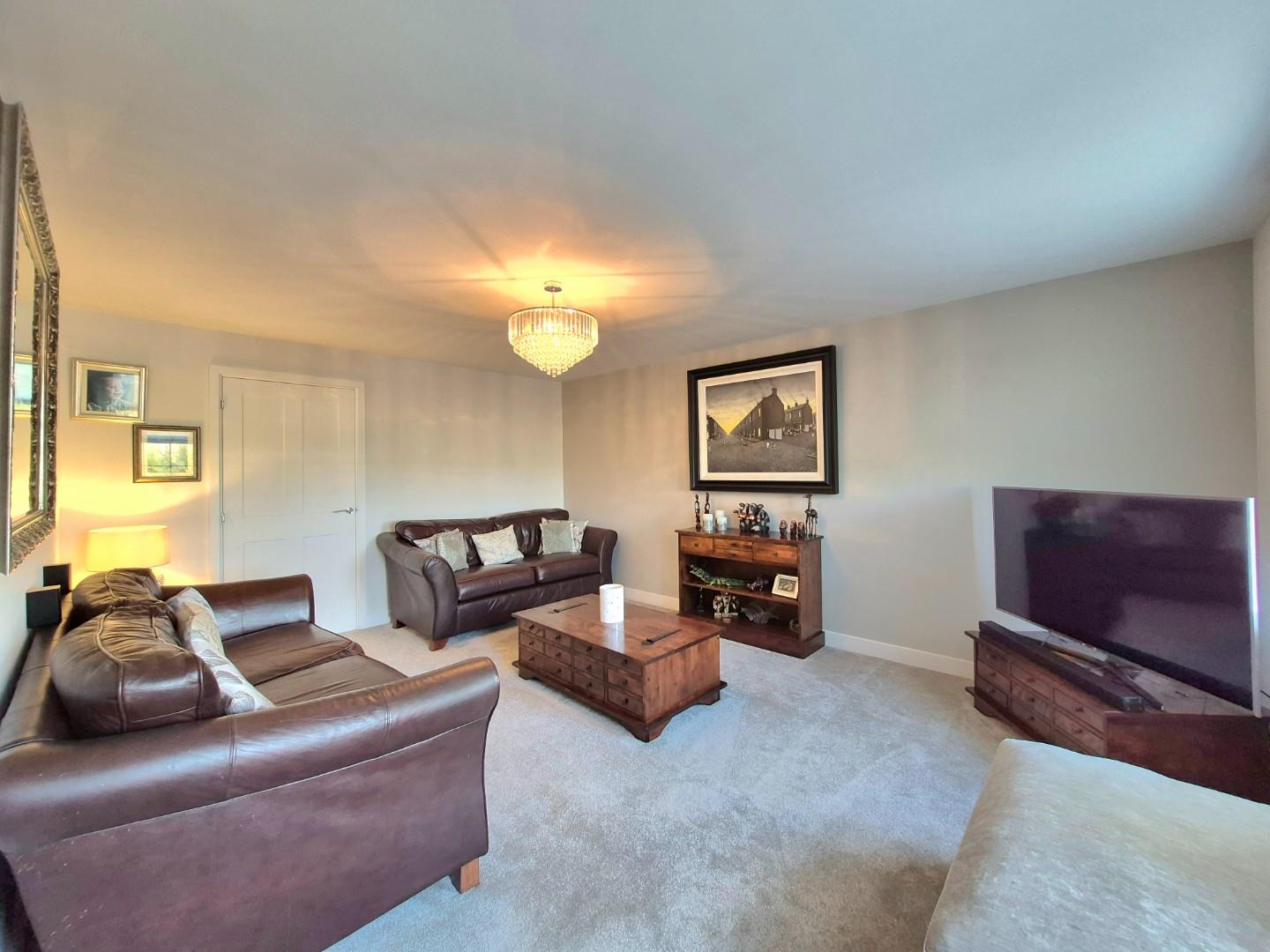 Line Way, Earls Barton