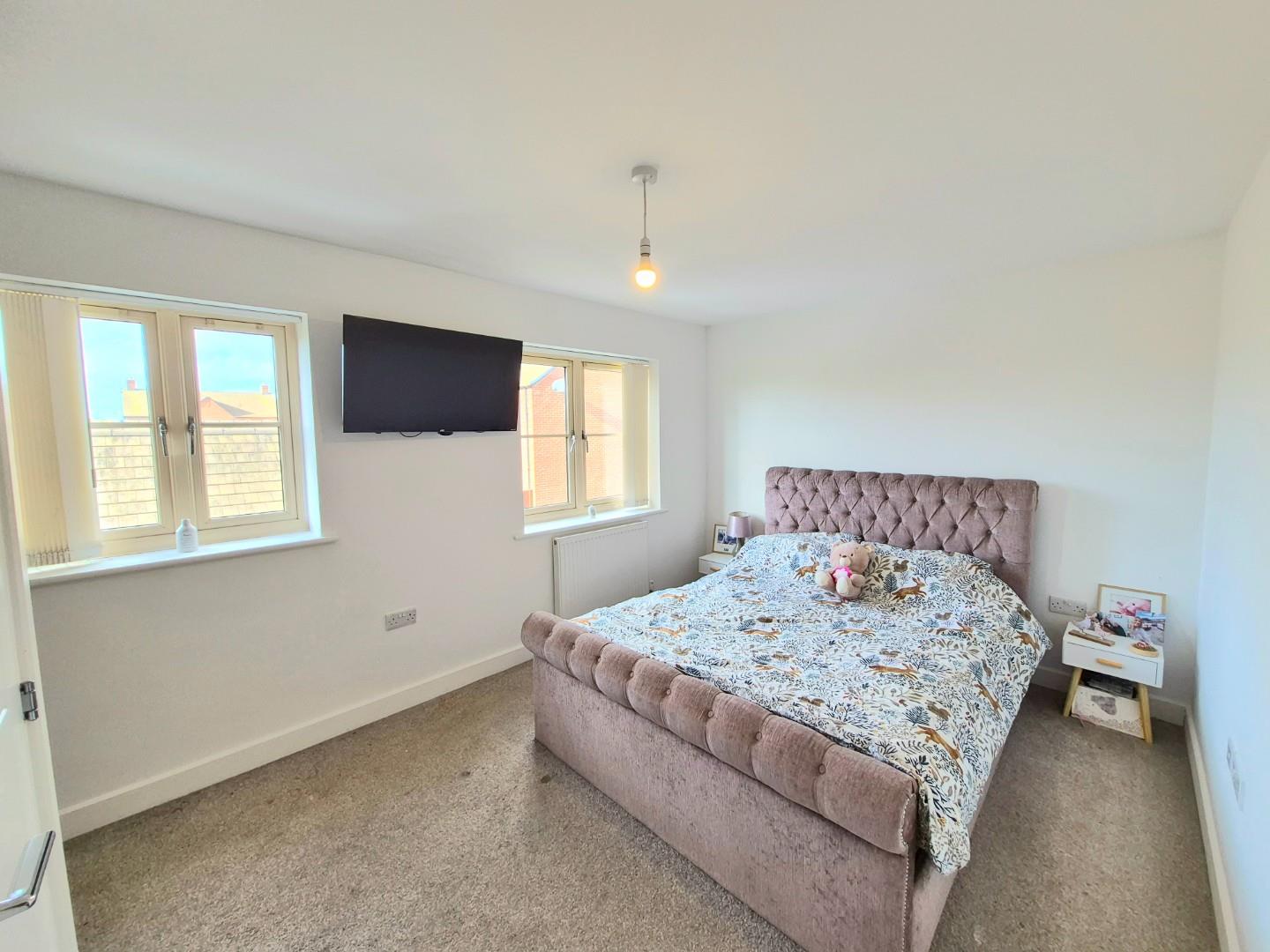 Holdenby Lane, Earls Barton