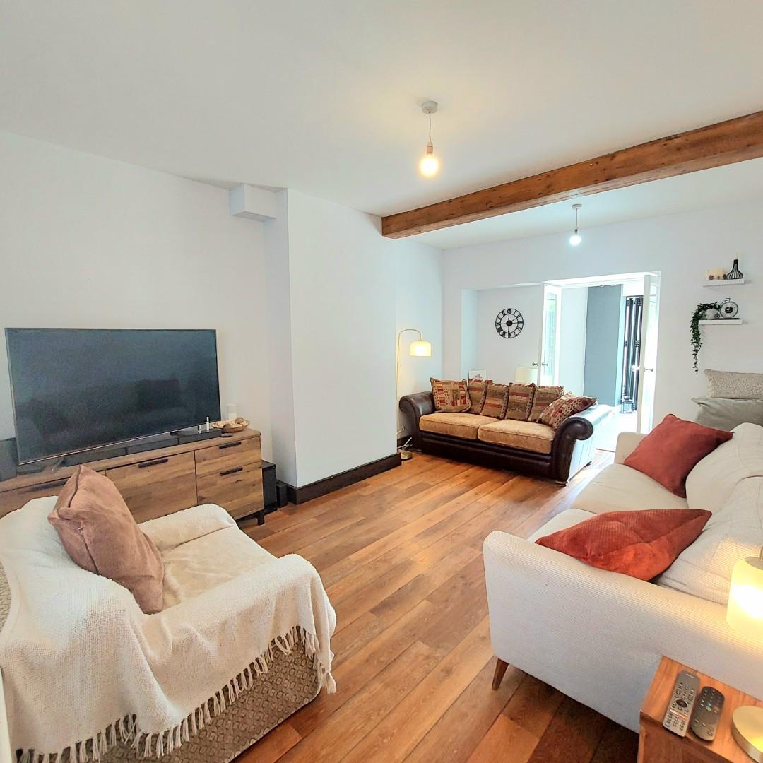 Tebbutts Yard, Earls Barton