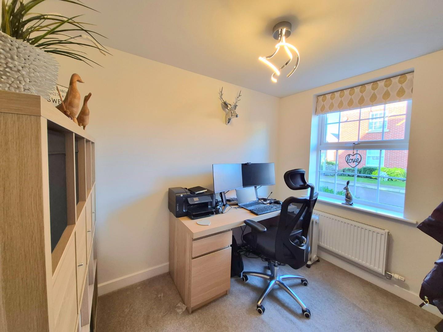 Garner Lane, Earls Barton