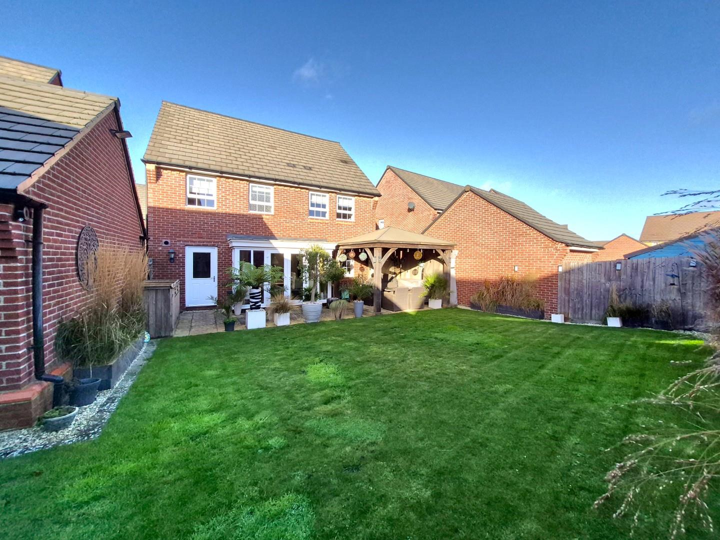 Garner Lane, Earls Barton