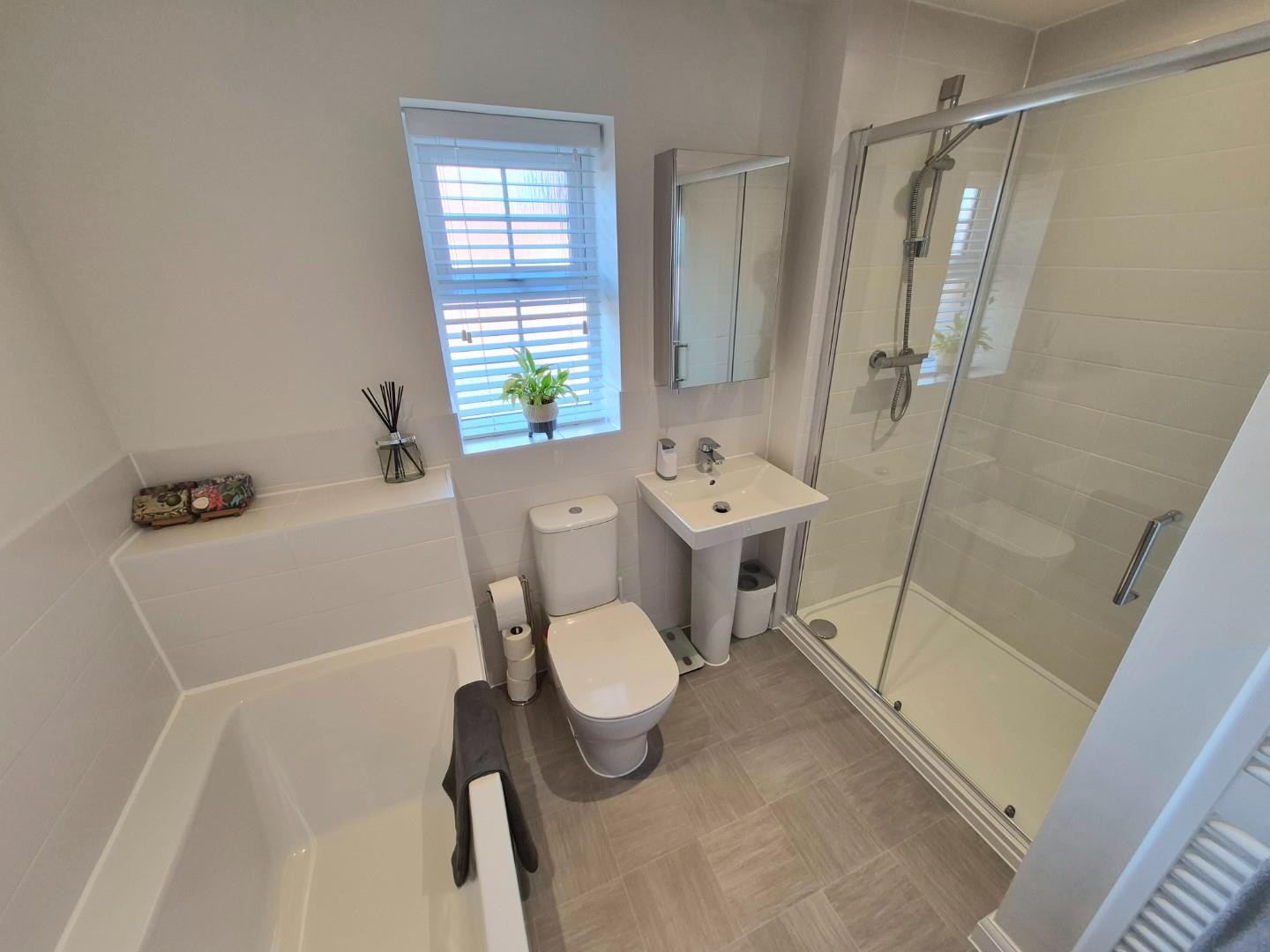 Golding Crescent, Earls Barton