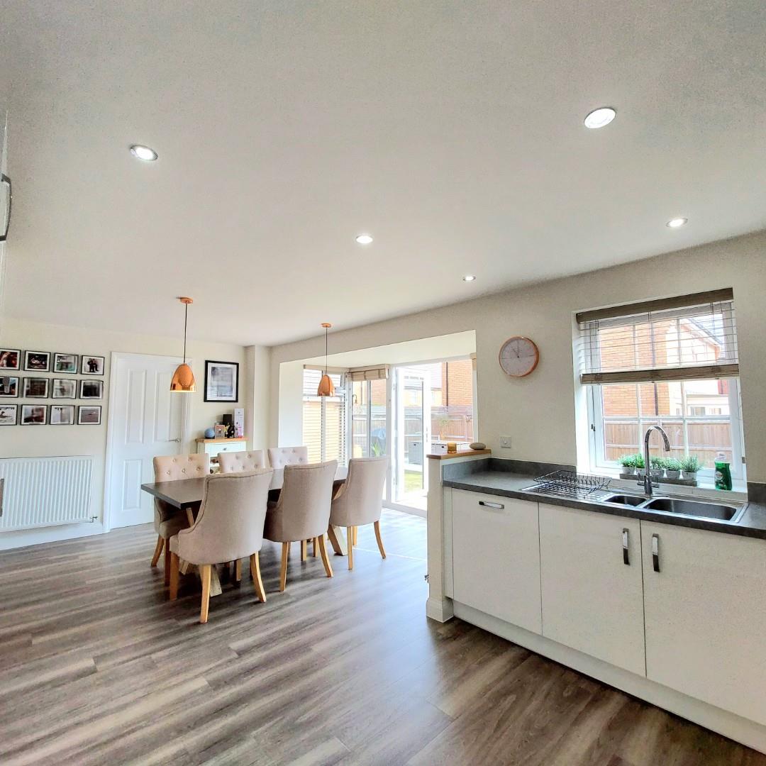 Mackintosh Drive, Earls Barton