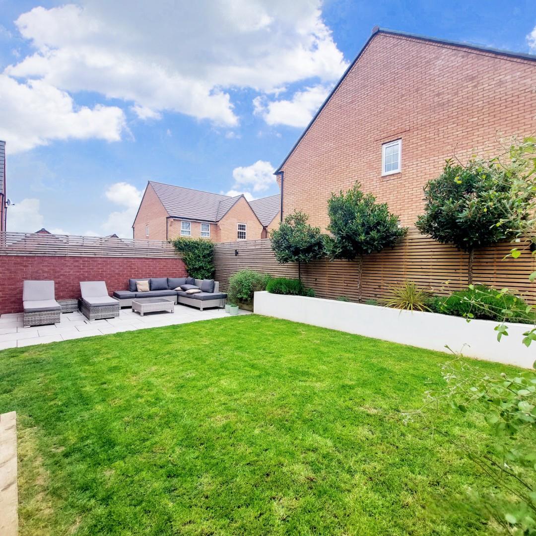 Sawford Close, Earls Barton