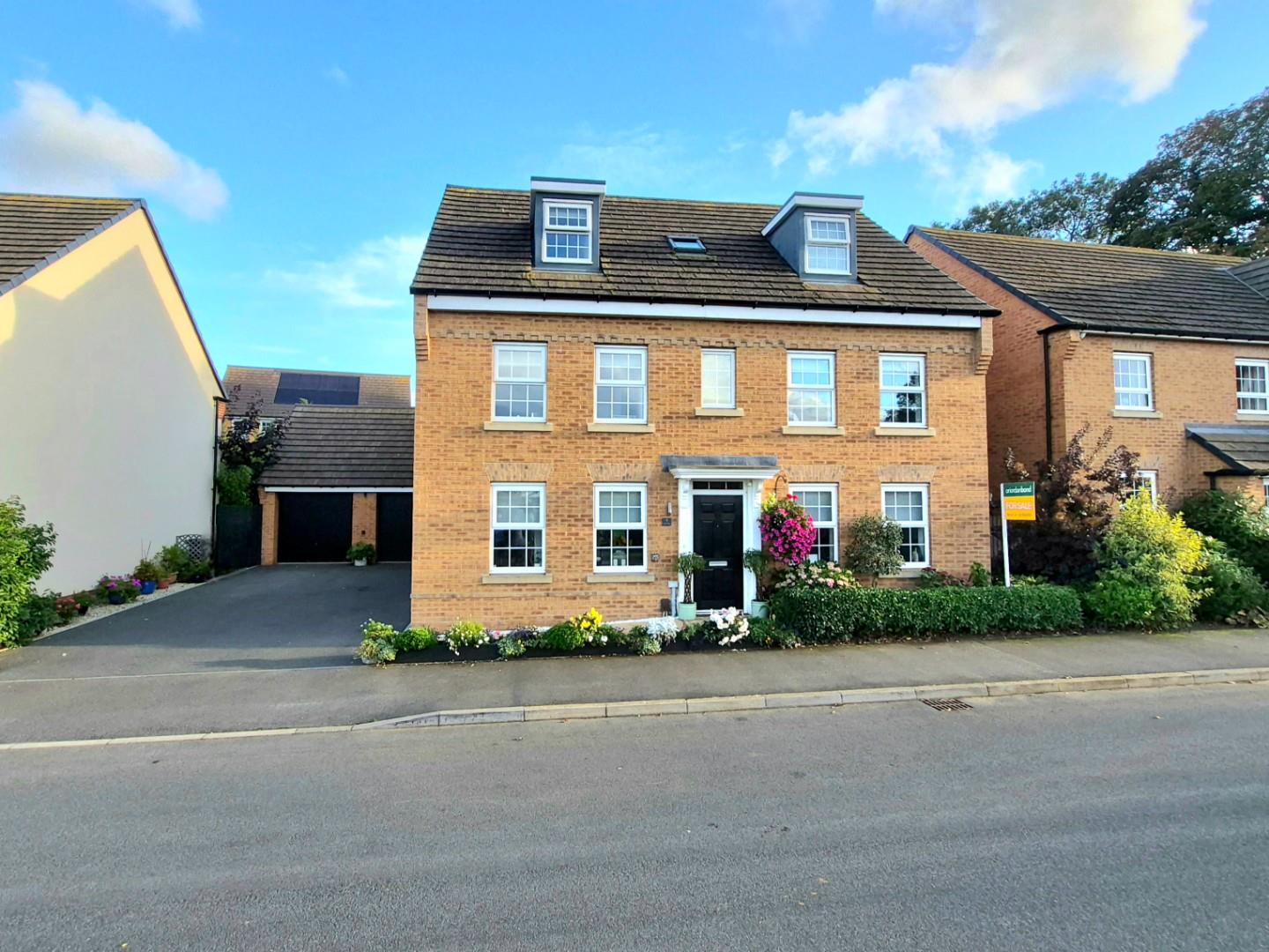 Line Way, Earls Barton