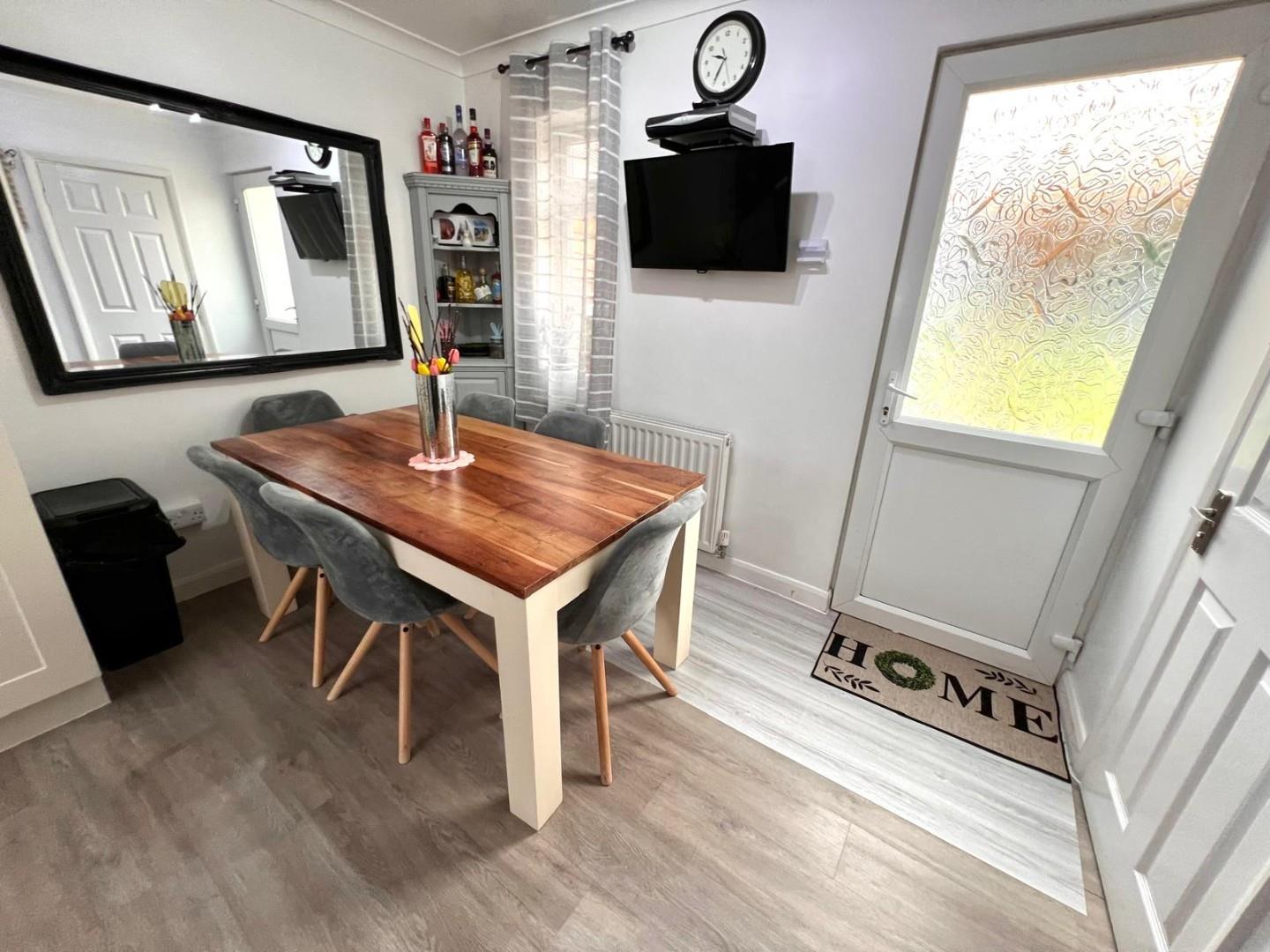 Glebeland Road, Dallington