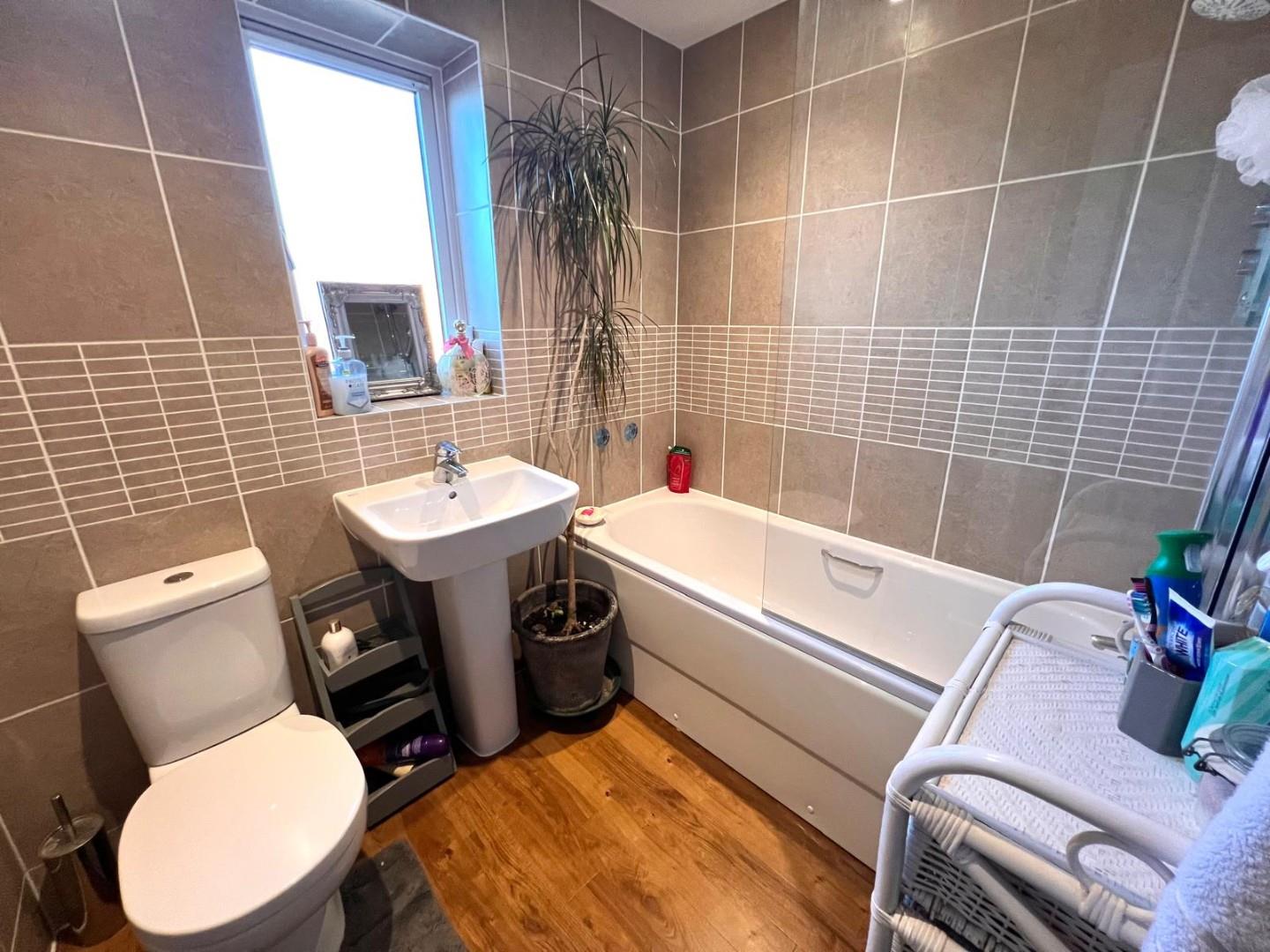 Walmer Close, St. Crispin