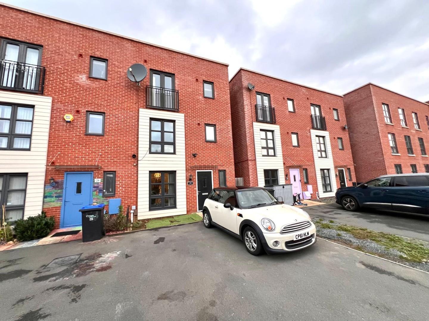 Hever Close, St. Crispin