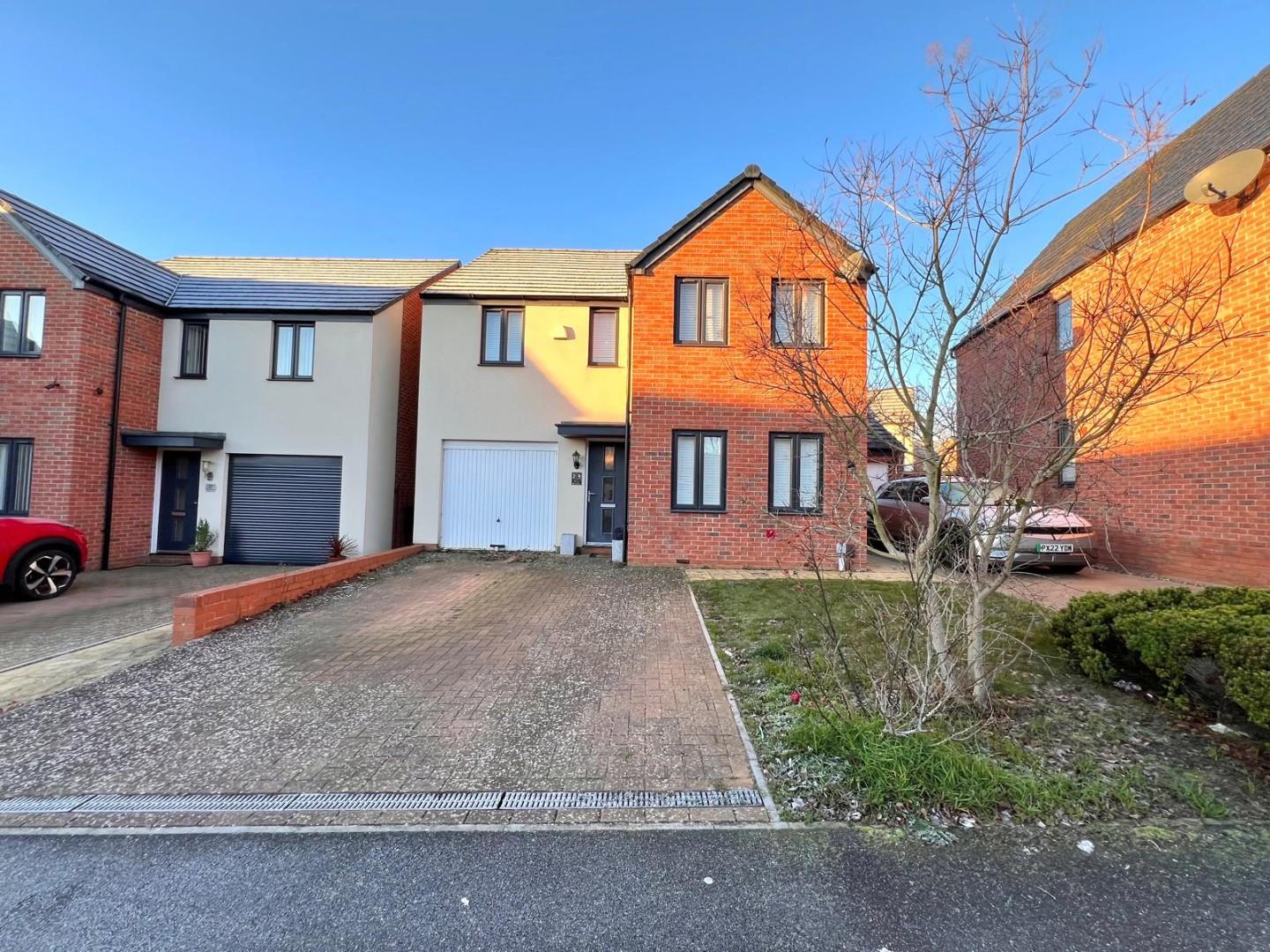 Walmer Close, St. Crispin