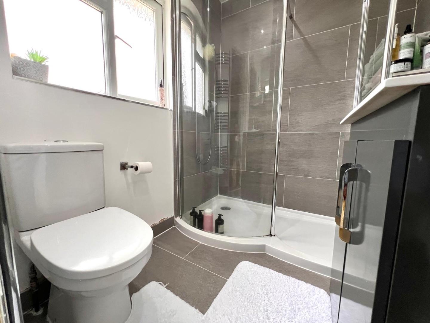 Glebeland Road, Dallington