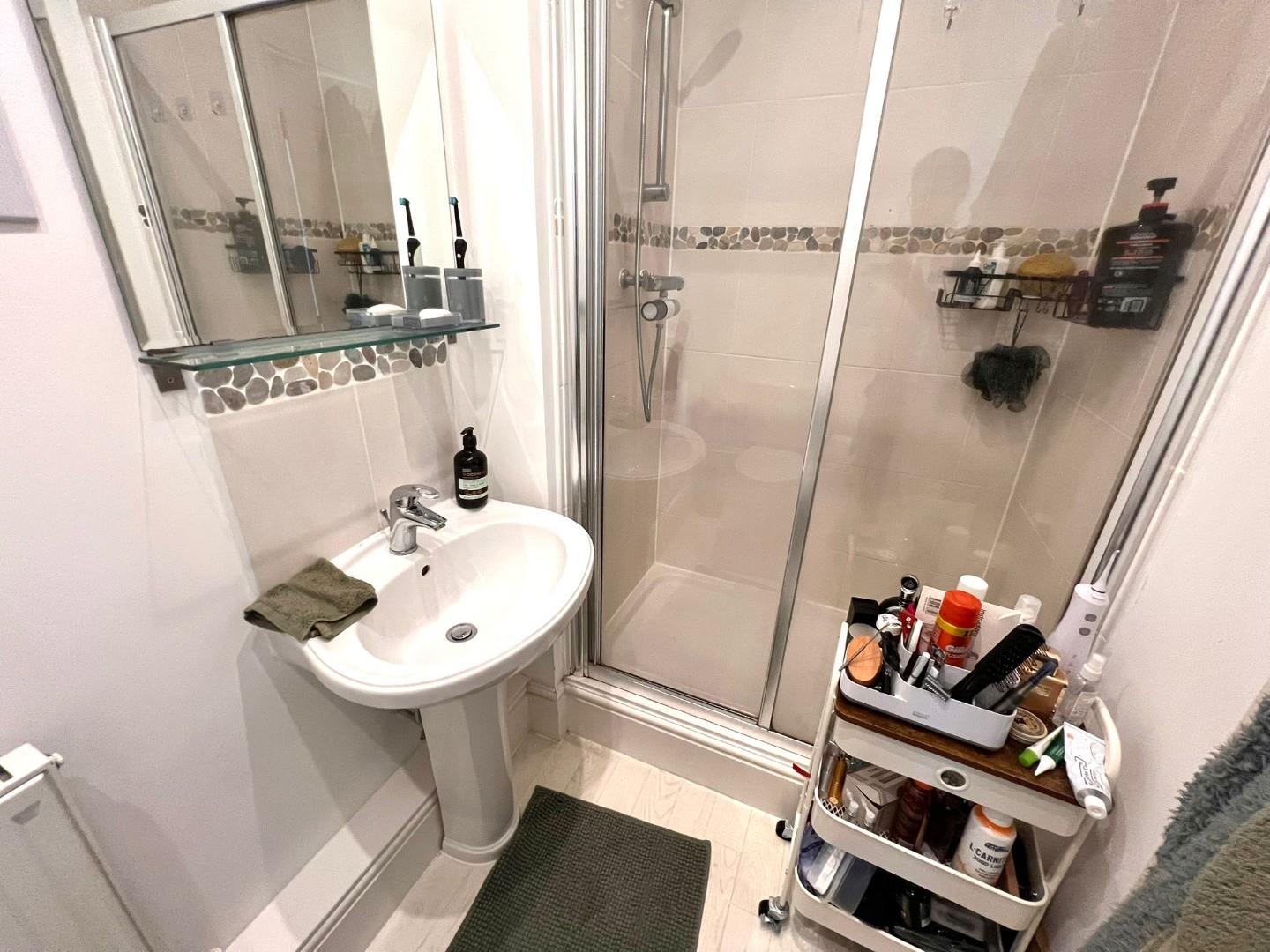 Black Cat Drive, Upton