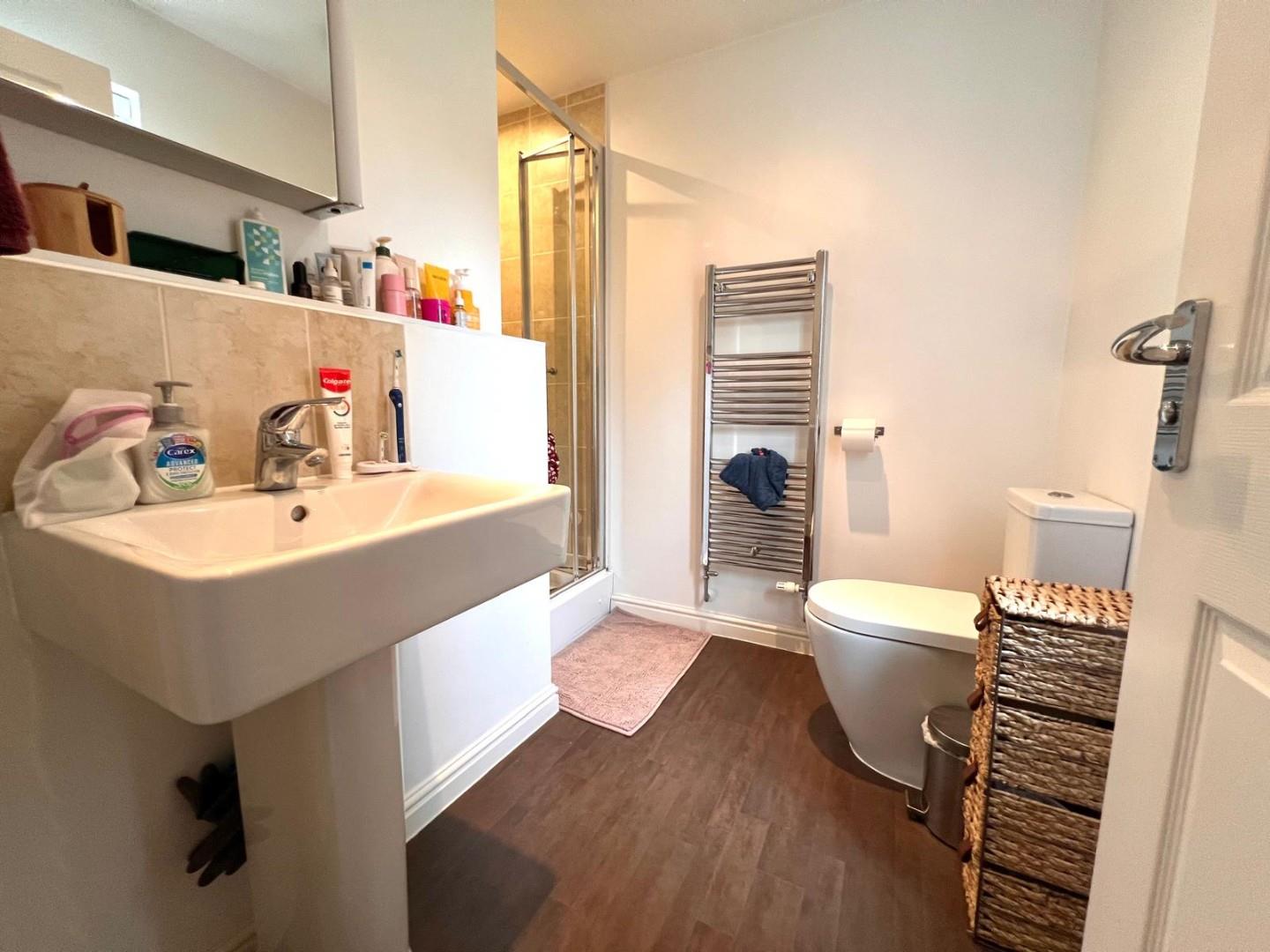 Jennings Close, St. Crispin