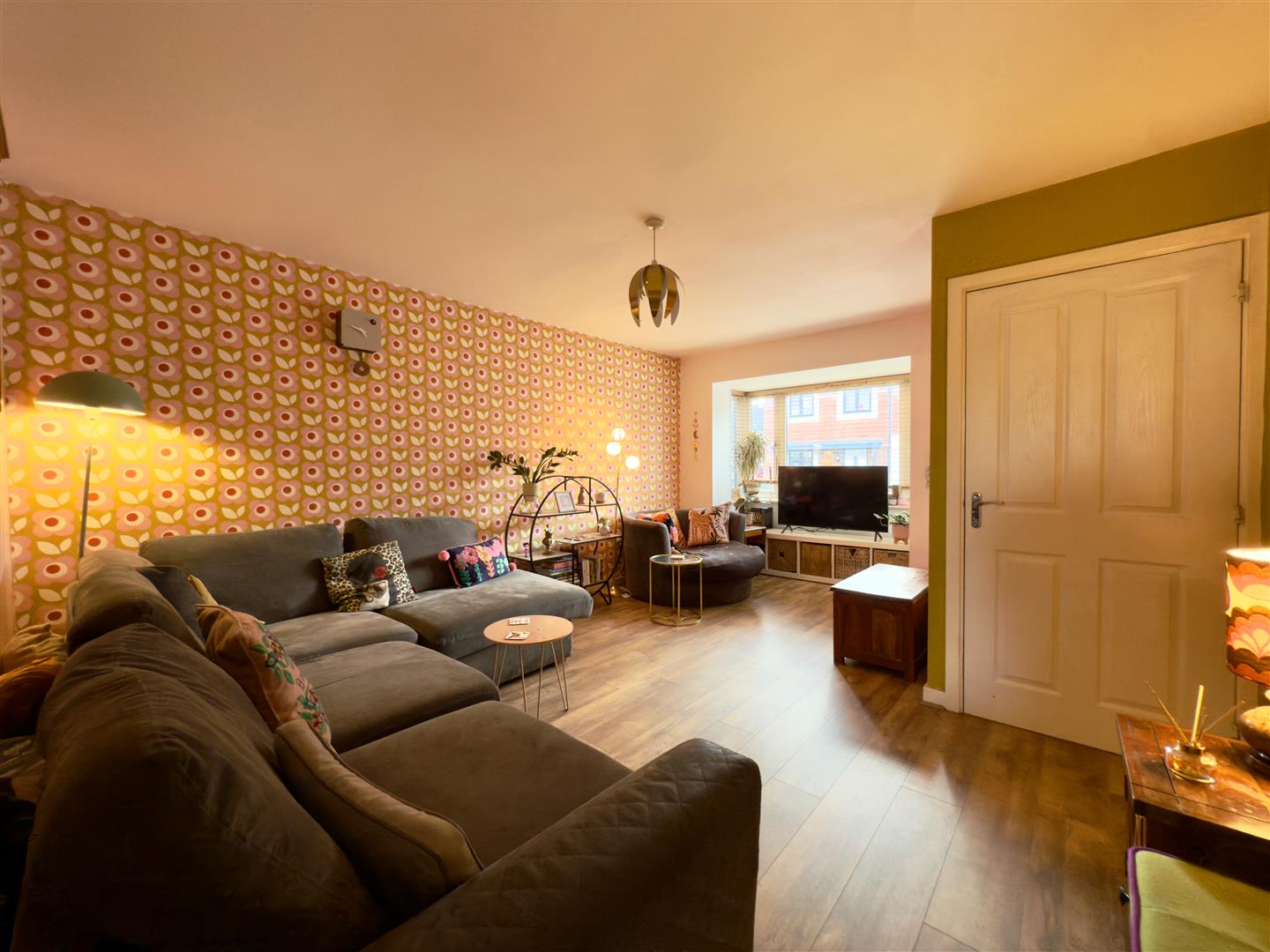 Kent Road South, St. Crispin