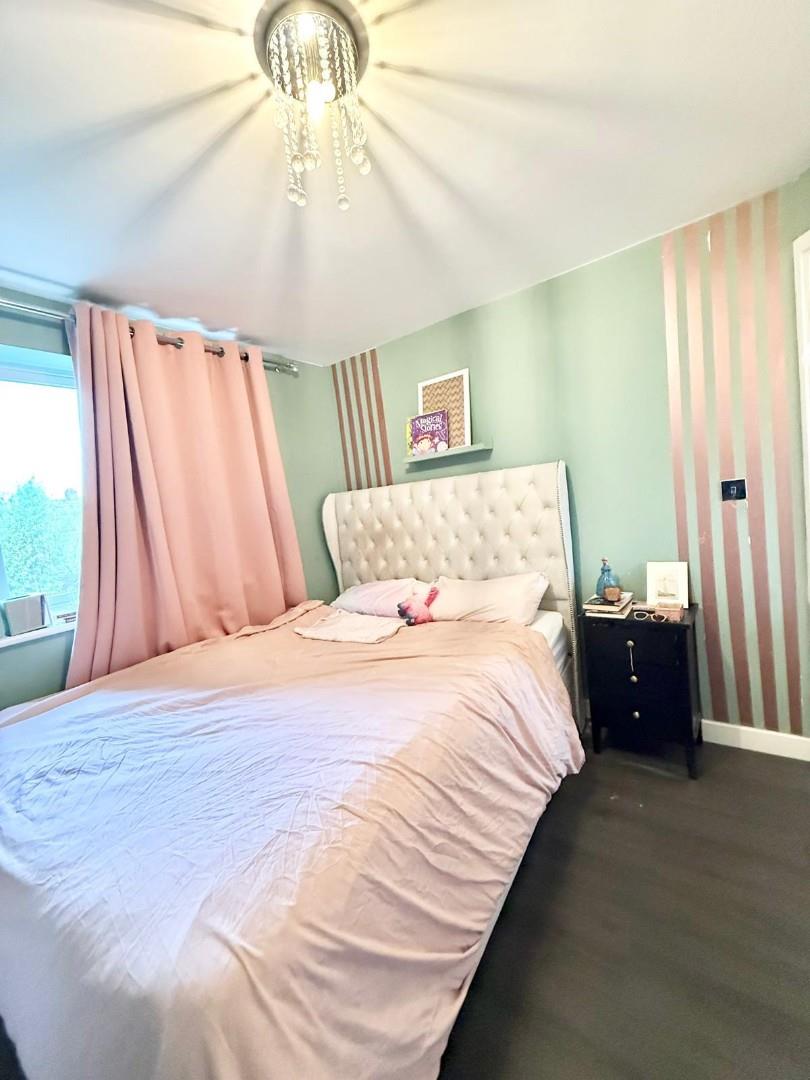 Pemberley Walk, Balmoral Close, St. Crispin