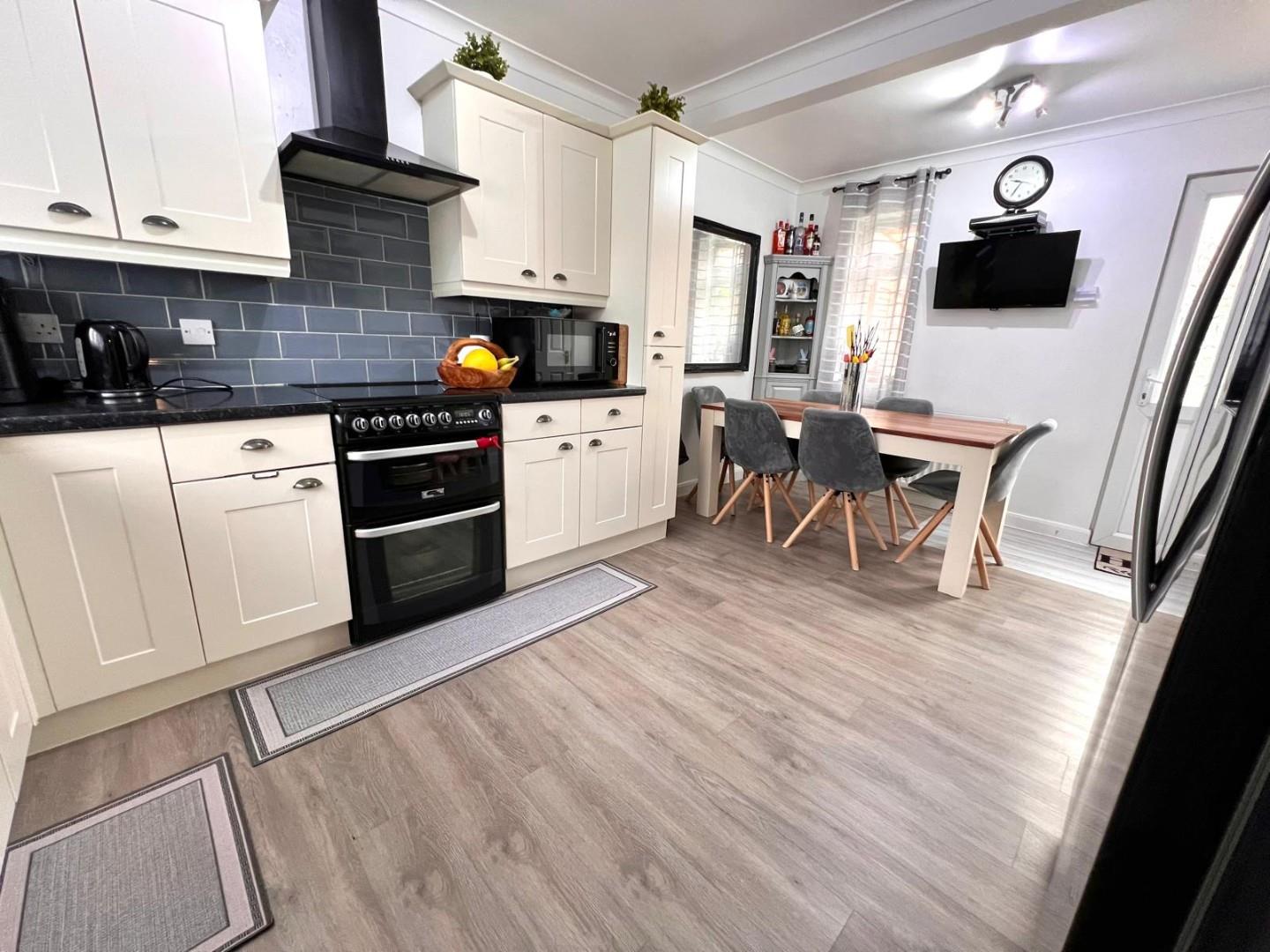 Glebeland Road, Dallington