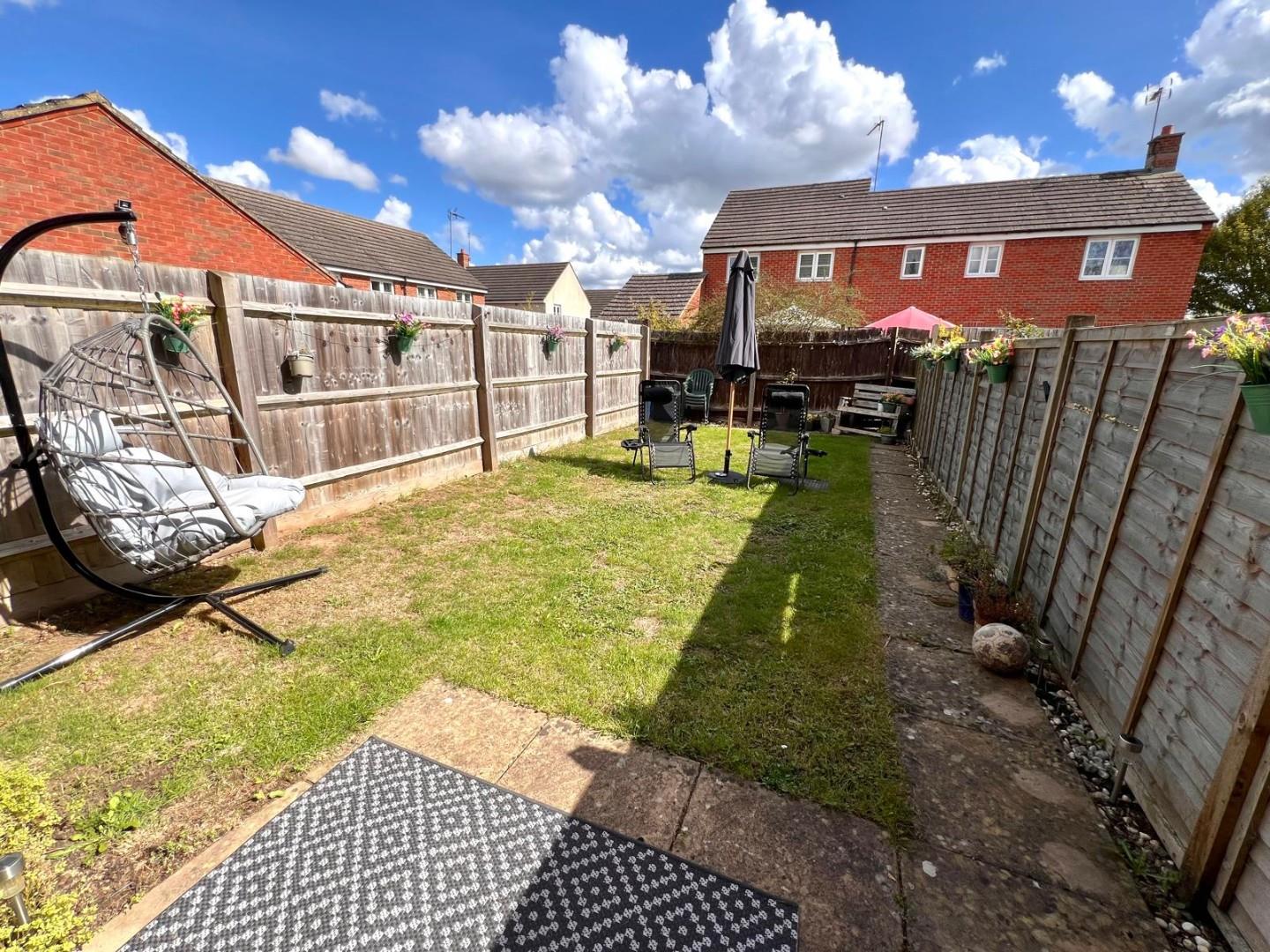 Milburn Drive, St. Crispin