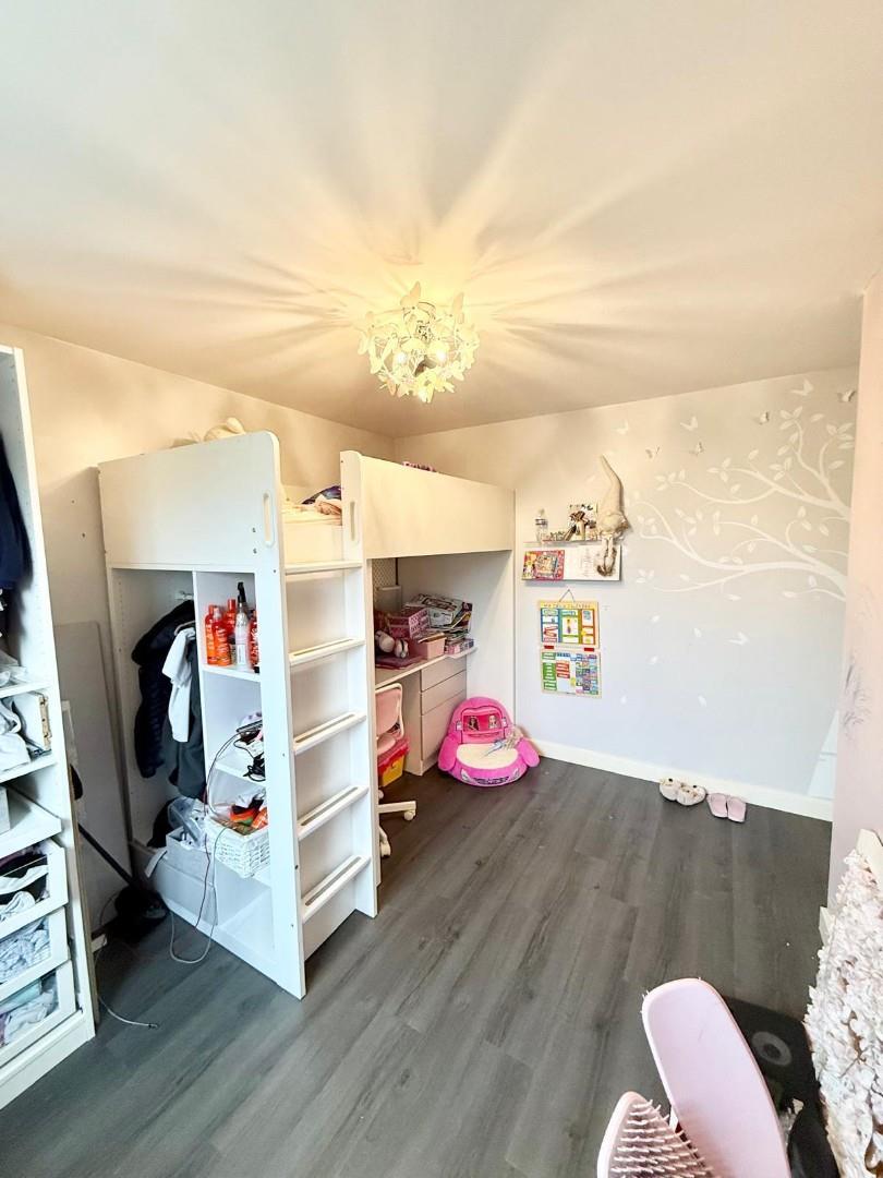 Pemberley Walk, Balmoral Close, St. Crispin