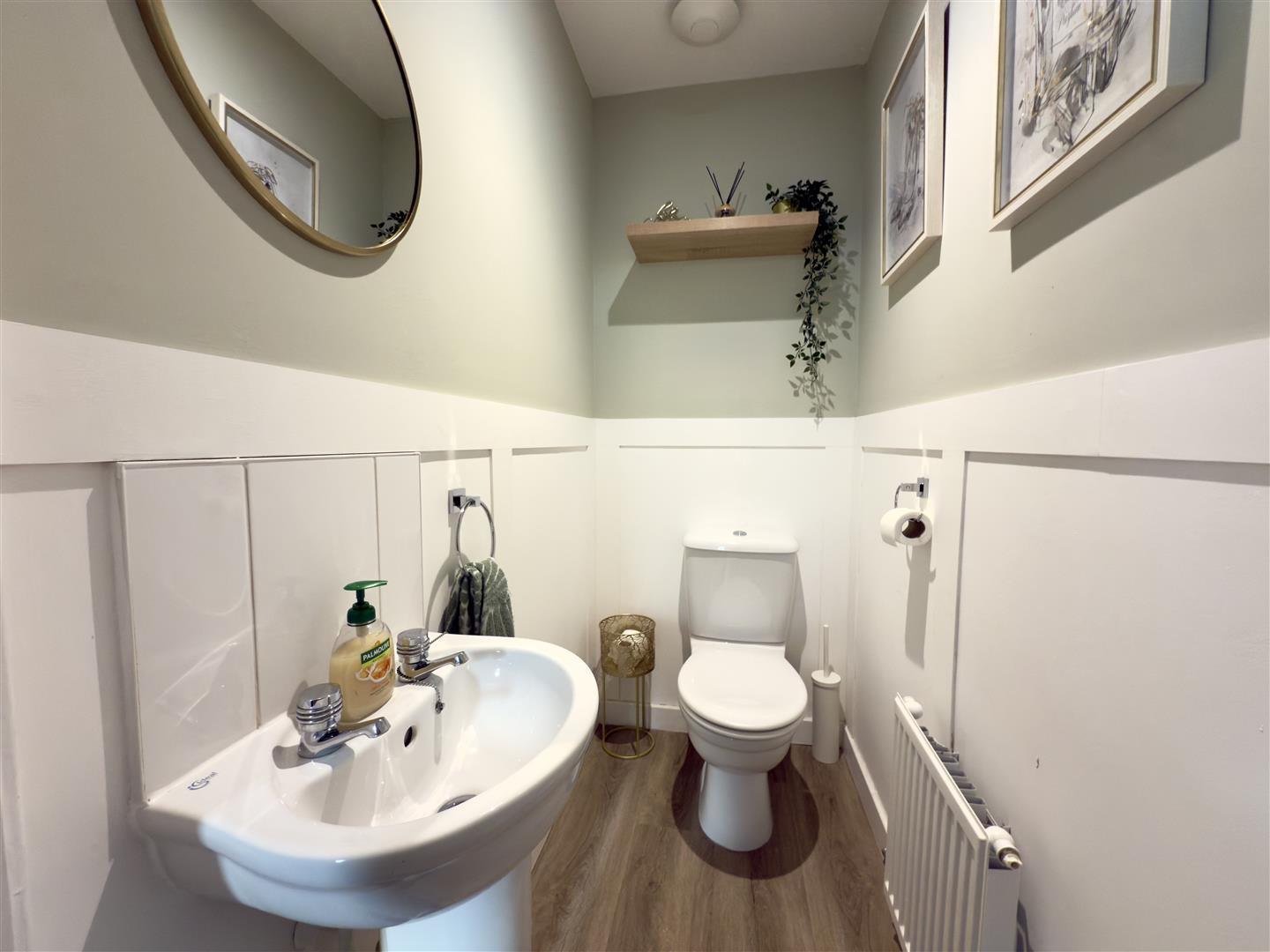 Balmoral Close, St. Crispin