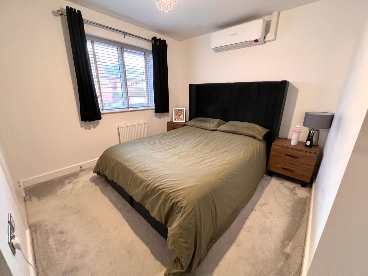 Aynhoe Road, St. Crispin