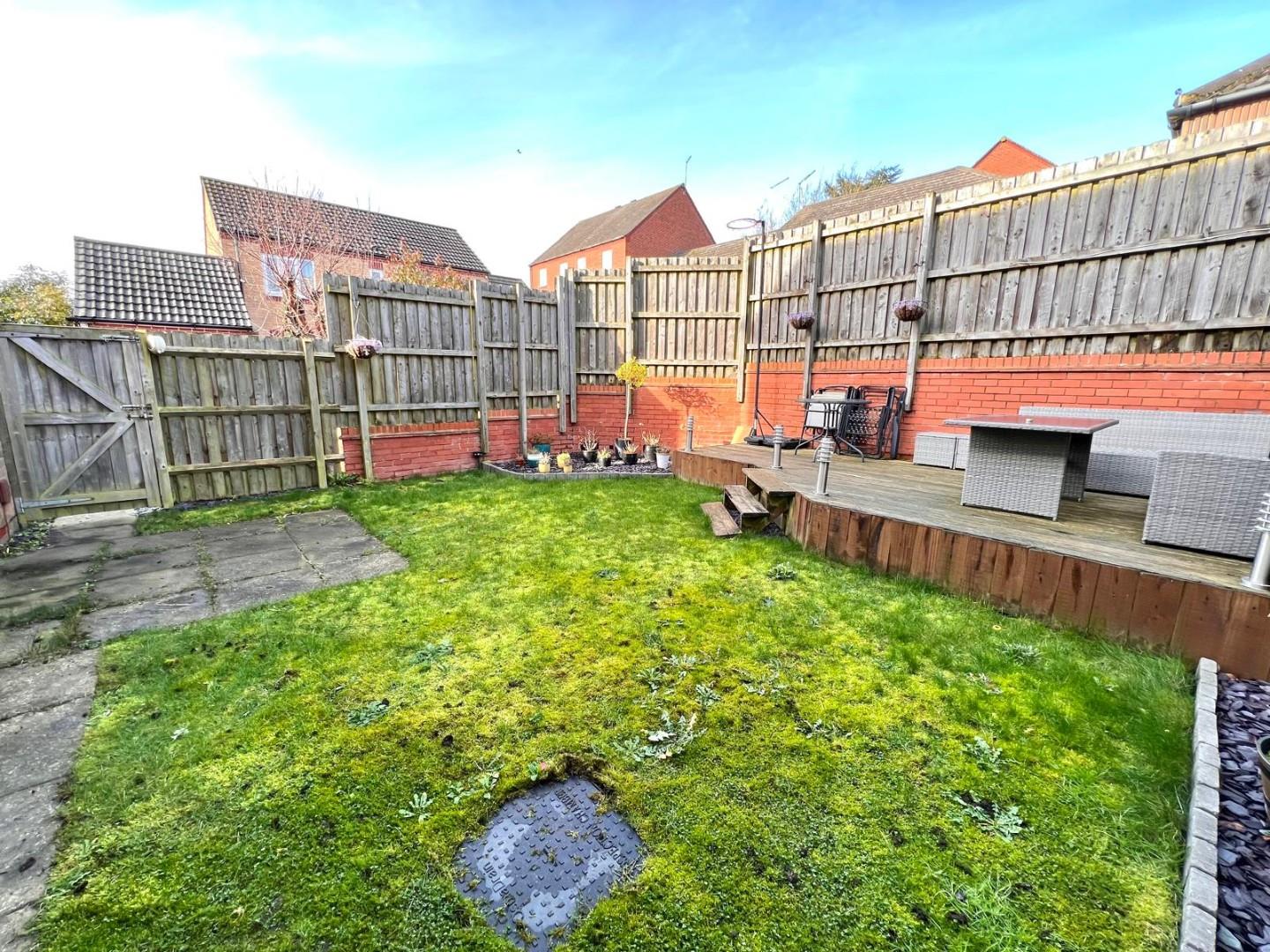 South Meadow Road, St. Crispin