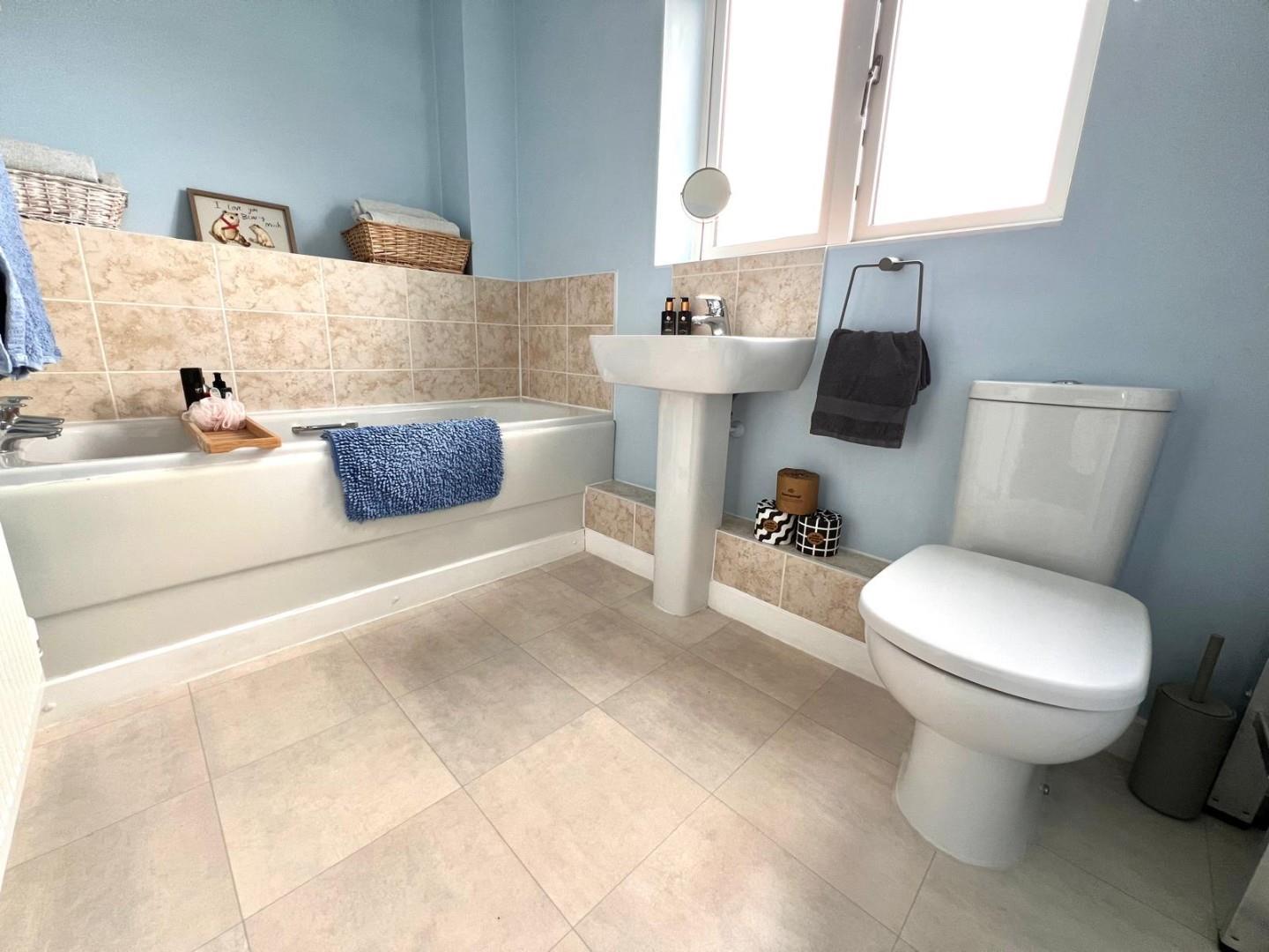 Kent Road, St Crispin