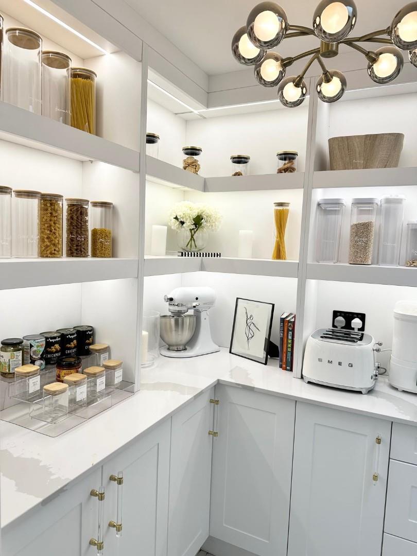 Pemberley Walk, Balmoral Close, St. Crispin