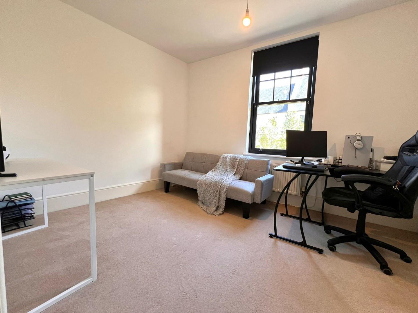 Black Cat Drive, Upton