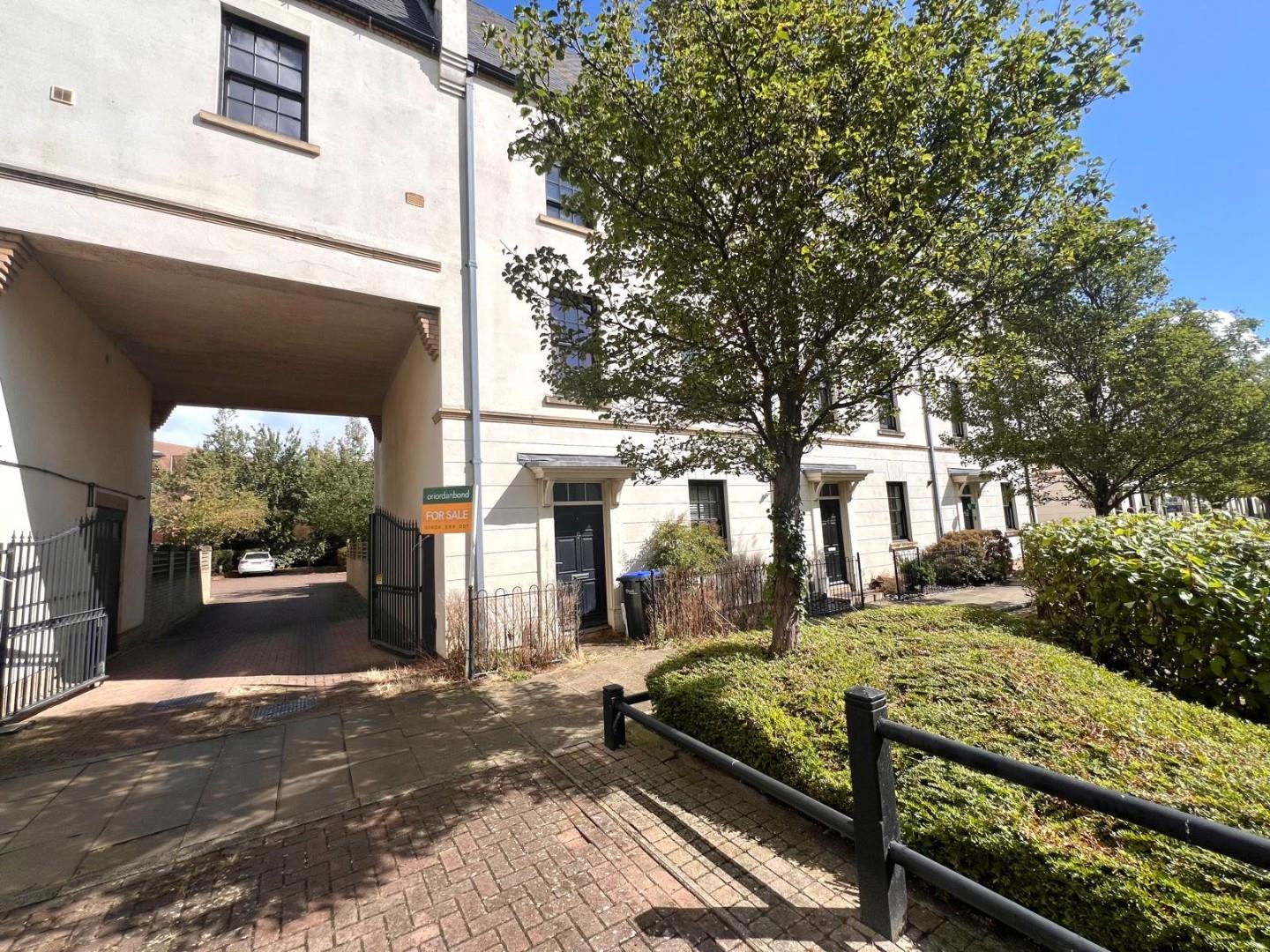 Black Cat Drive, Upton