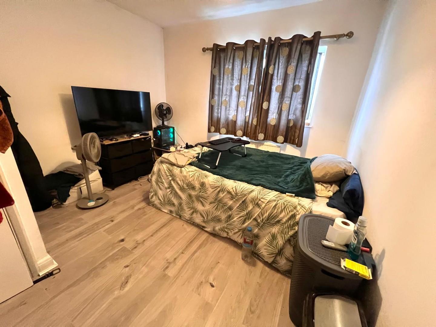 Merthyr Road, Spencer