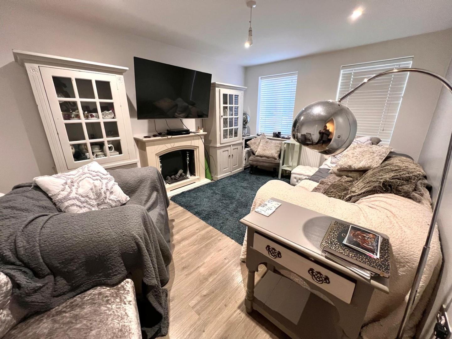 Walmer Close, St. Crispin