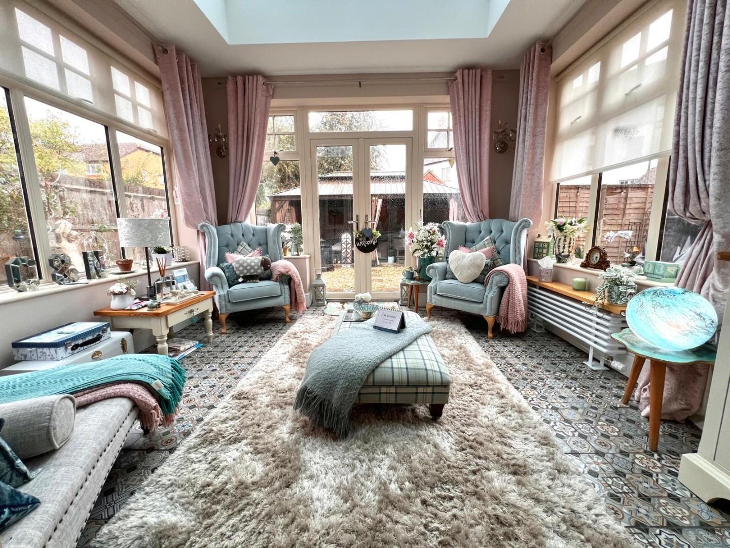 Jack Pin Lane, Upton