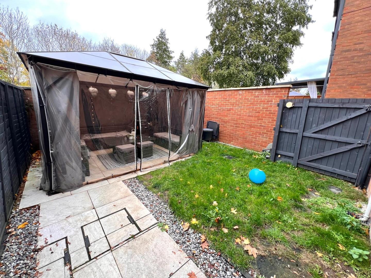 St. Margarets Gardens, Dallington