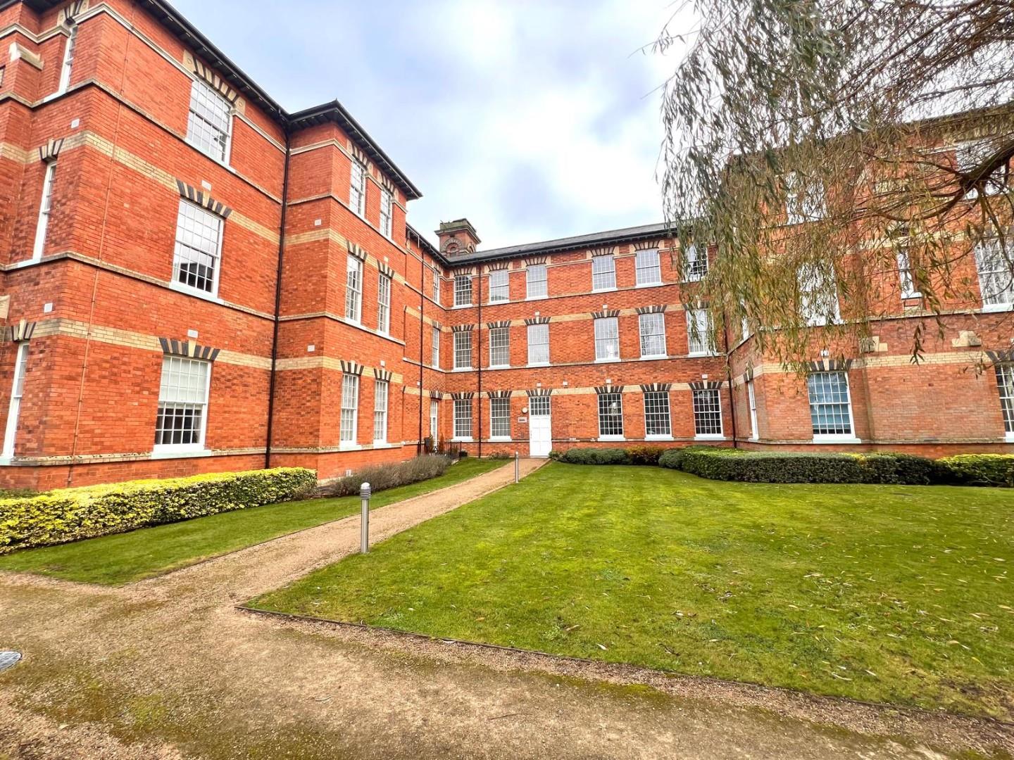 South Meadow Road, St. Crispin