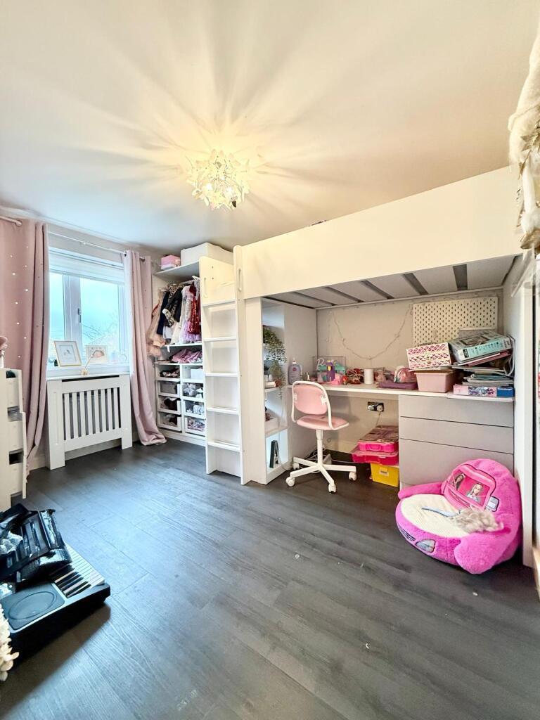 Pemberley Walk, Balmoral Close, St. Crispin