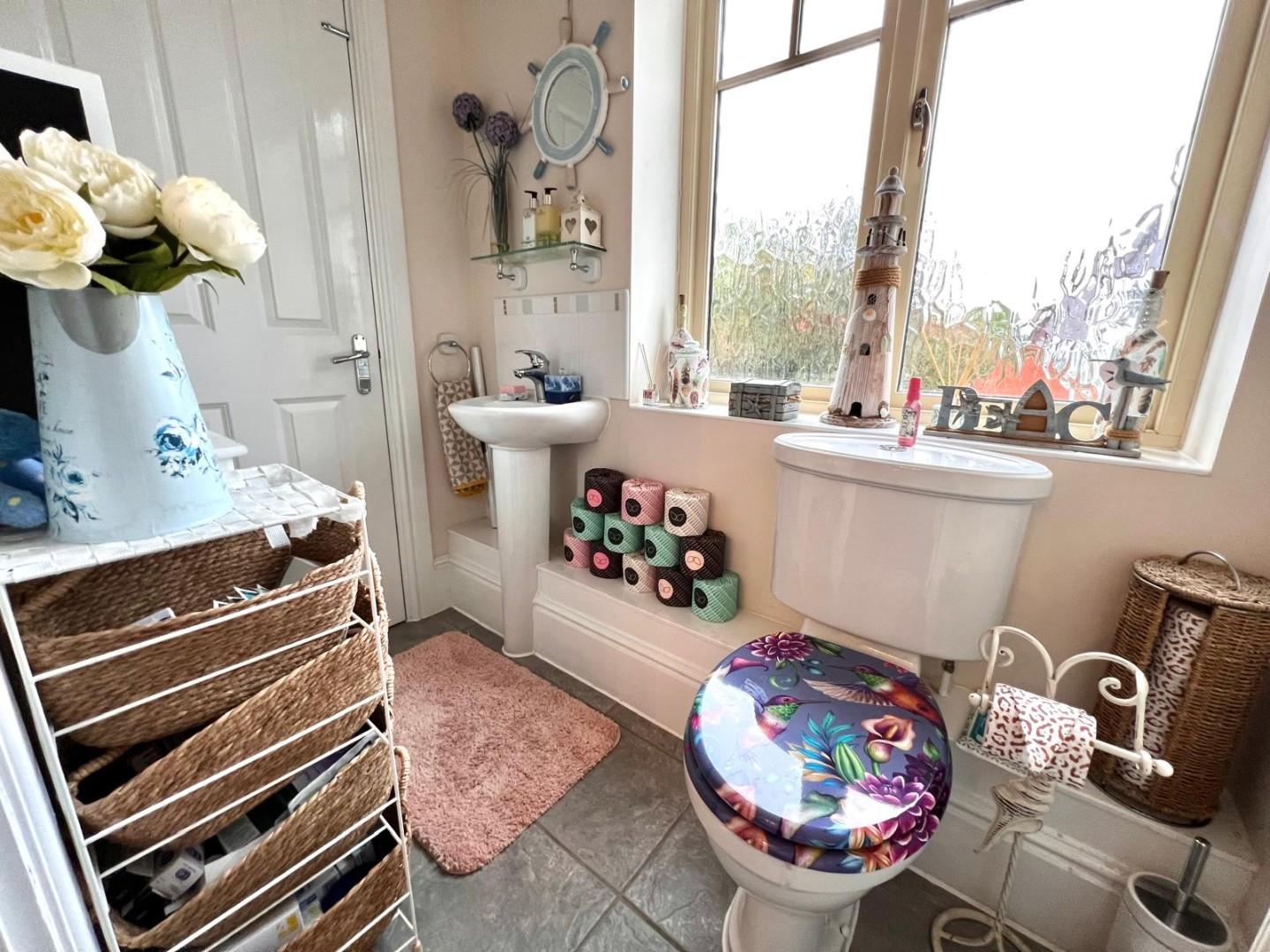 Jack Pin Lane, Upton