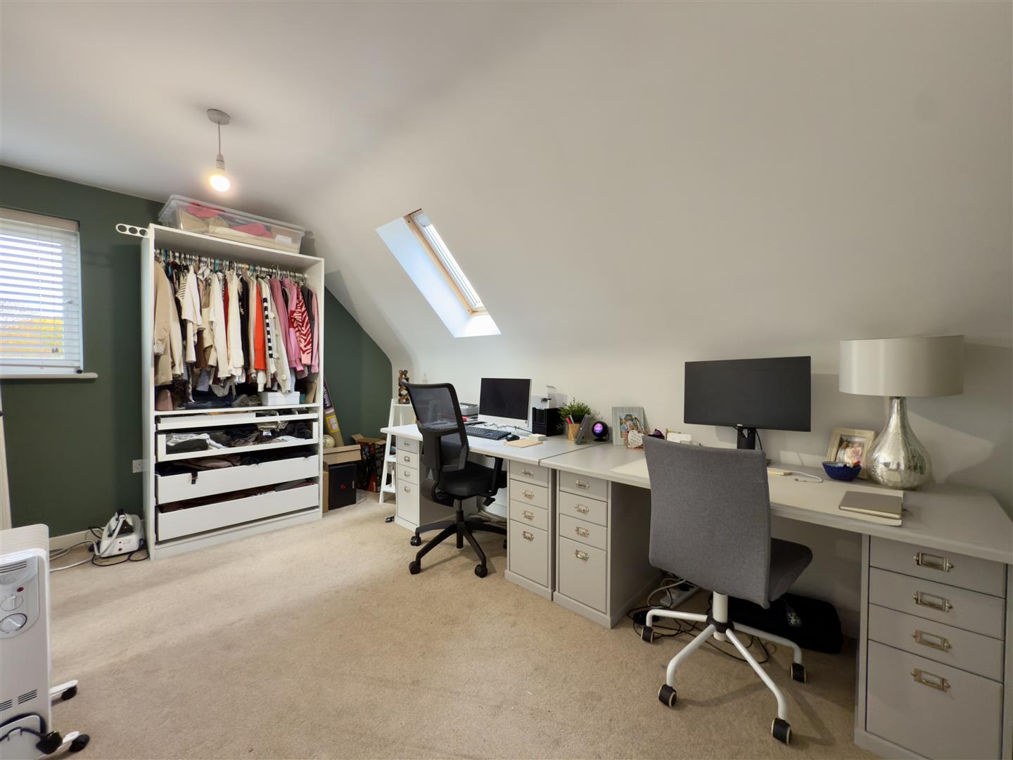 Balmoral Close, St. Crispin